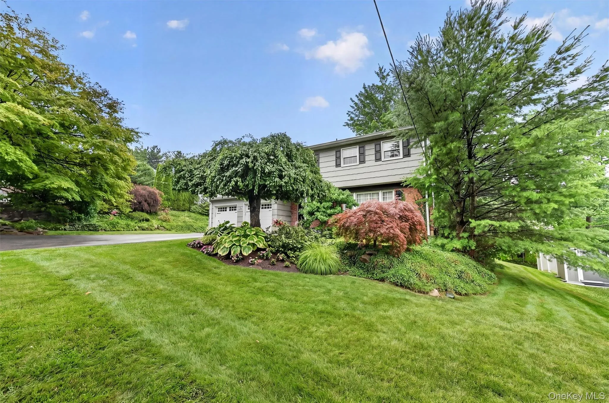 14 Tyler Place, Clarkstown, NY, 4 Bedrooms Bedrooms, 10 Rooms Rooms,2 BathroomsBathrooms,Residential,For Rent,Tyler,0,KEY1012908 14 Tyler Place, Clarkstown, NY, 4 Bedrooms Bedrooms, 10 Rooms Rooms,2 BathroomsBathrooms,Residential,For Rent,Tyler,0,KEY1012908