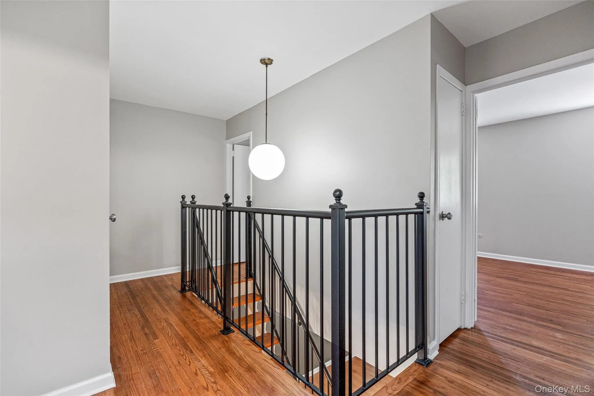 175-03 Peck Avenue, New York, NY, 3 Bedrooms Bedrooms, 8 Rooms Rooms,2 BathroomsBathrooms,Residential Lease,For Rent,Peck,0,1012913 175-03 Peck Avenue, New York, NY, 3 Bedrooms Bedrooms, 8 Rooms Rooms,2 BathroomsBathrooms,Residential Lease,For Rent,Peck,0,1012913