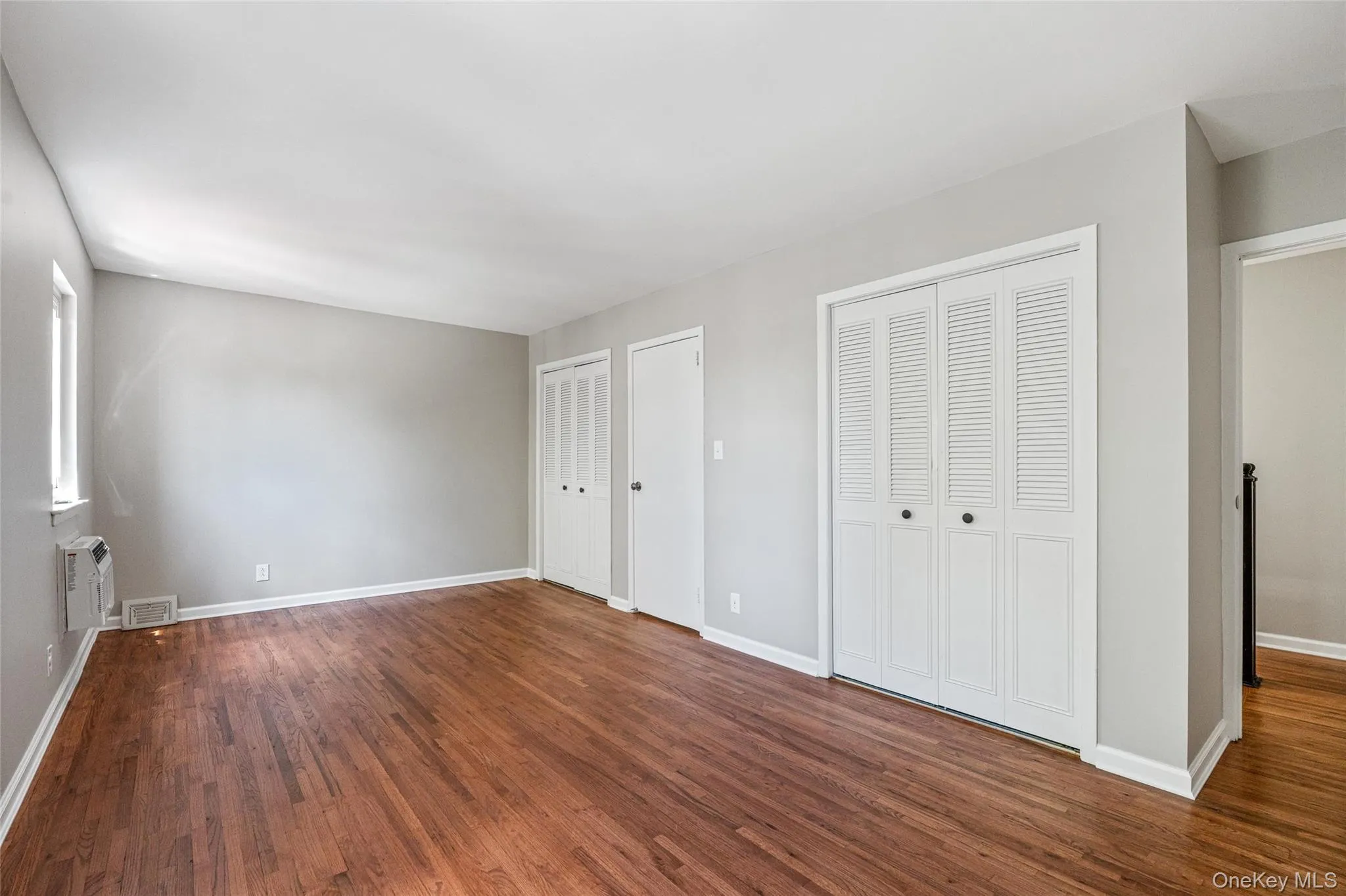 175-03 Peck Avenue, New York, NY, 3 Bedrooms Bedrooms, 8 Rooms Rooms,2 BathroomsBathrooms,Residential Lease,For Rent,Peck,0,1012913 175-03 Peck Avenue, New York, NY, 3 Bedrooms Bedrooms, 8 Rooms Rooms,2 BathroomsBathrooms,Residential Lease,For Rent,Peck,0,1012913
