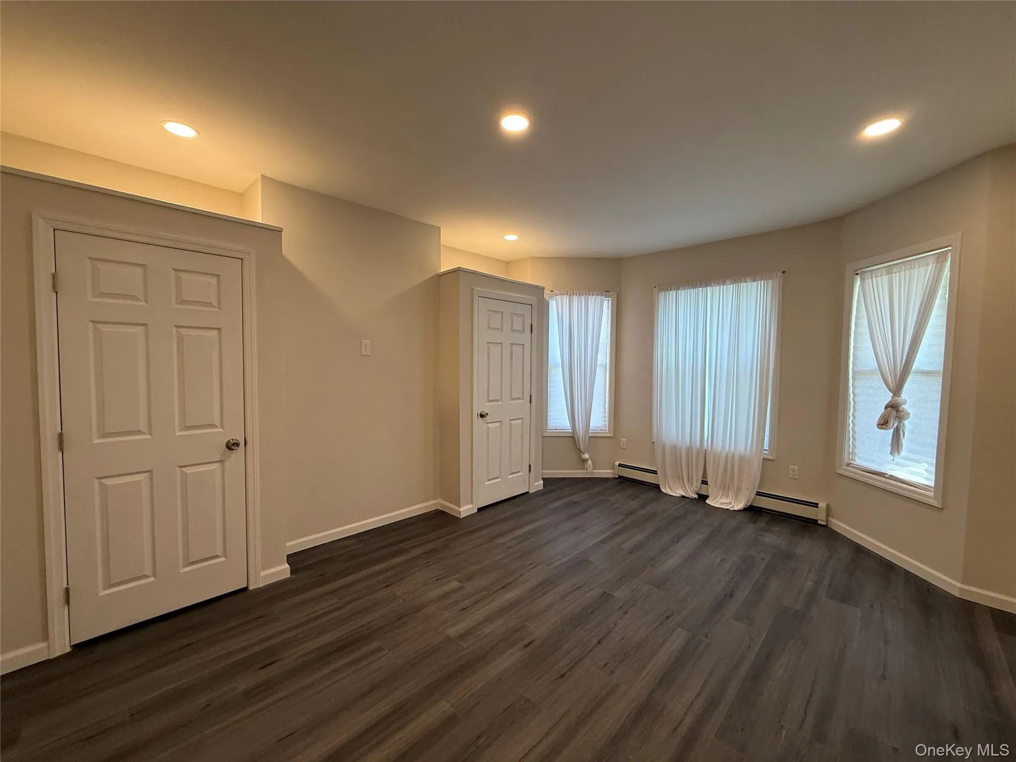 228 Mansion Street, Poughkeepsie, NY, 4 Bedrooms Bedrooms, 6 Rooms Rooms,1 BathroomBathrooms,Residential Lease,For Rent,Mansion,0,1012914 228 Mansion Street, Poughkeepsie, NY, 4 Bedrooms Bedrooms, 6 Rooms Rooms,1 BathroomBathrooms,Residential Lease,For Rent,Mansion,0,1012914
