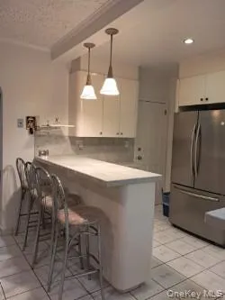 6064 70th Street, New York, NY, 3 Bedrooms Bedrooms, 7 Rooms Rooms,1 BathroomBathrooms,Residential Lease,For Rent,70th,0,1012917 6064 70th Street, New York, NY, 3 Bedrooms Bedrooms, 7 Rooms Rooms,1 BathroomBathrooms,Residential Lease,For Rent,70th,0,1012917