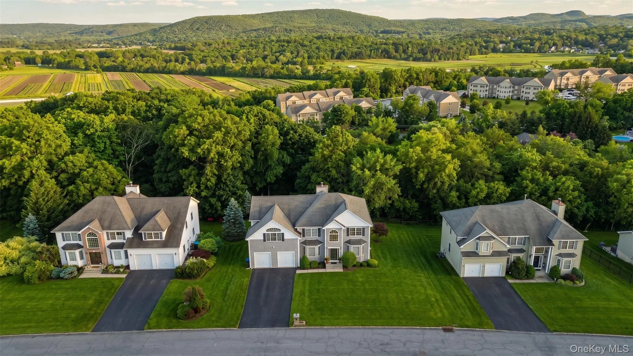 19 Grand View Terrace, Chester Town, NY, 5 Bedrooms Bedrooms, 12 Rooms Rooms,4 BathroomsBathrooms,Residential,For Rent,Grand View,0,KEY1012919 19 Grand View Terrace, Chester Town, NY, 5 Bedrooms Bedrooms, 12 Rooms Rooms,4 BathroomsBathrooms,Residential,For Rent,Grand View,0,KEY1012919