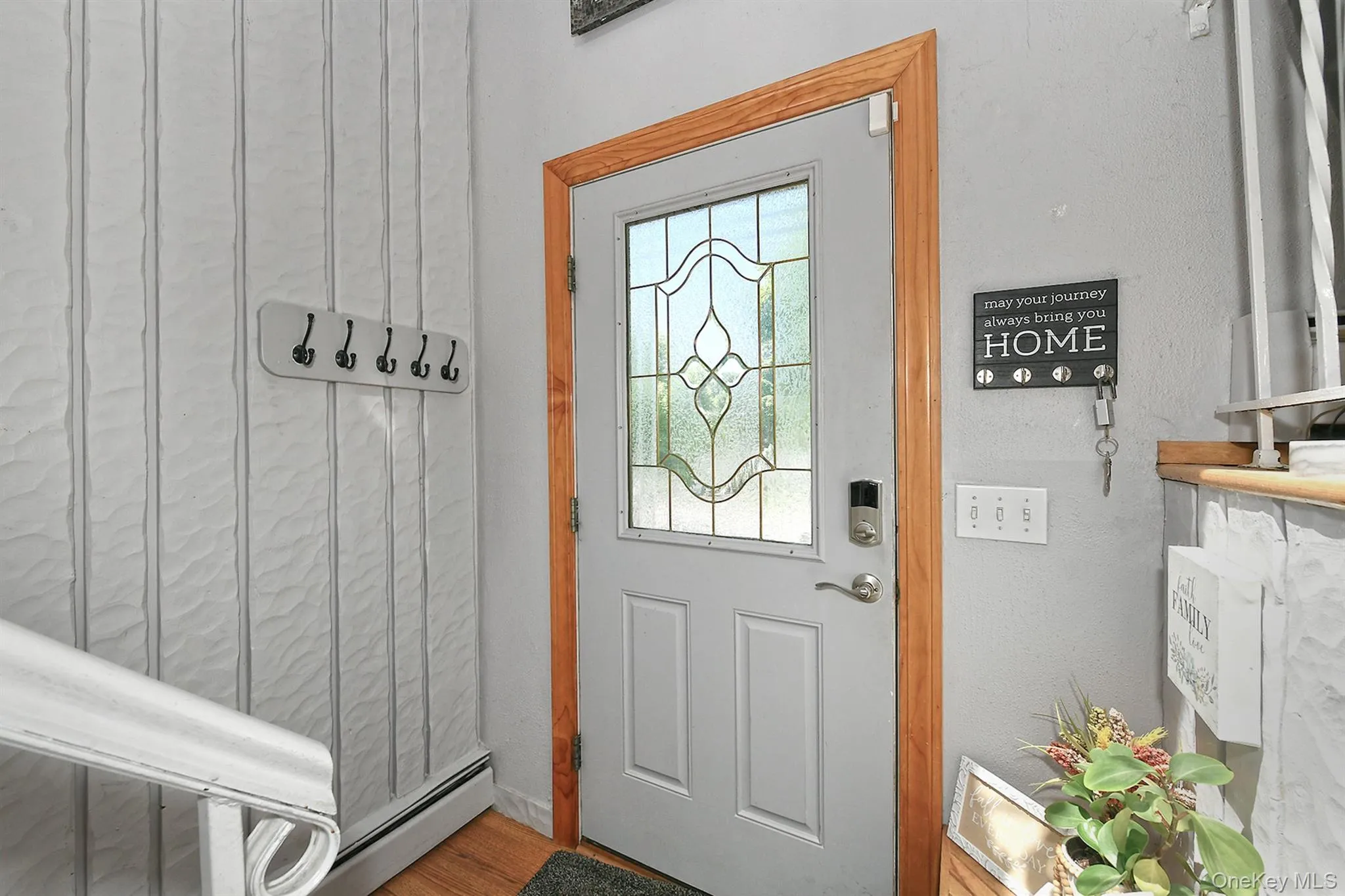 183 6th Avenue, Brookhaven, NY, 4 Bedrooms Bedrooms, 9 Rooms Rooms,2 BathroomsBathrooms,Residential,For Rent,6th,0,1012922 183 6th Avenue, Brookhaven, NY, 4 Bedrooms Bedrooms, 9 Rooms Rooms,2 BathroomsBathrooms,Residential,For Rent,6th,0,1012922