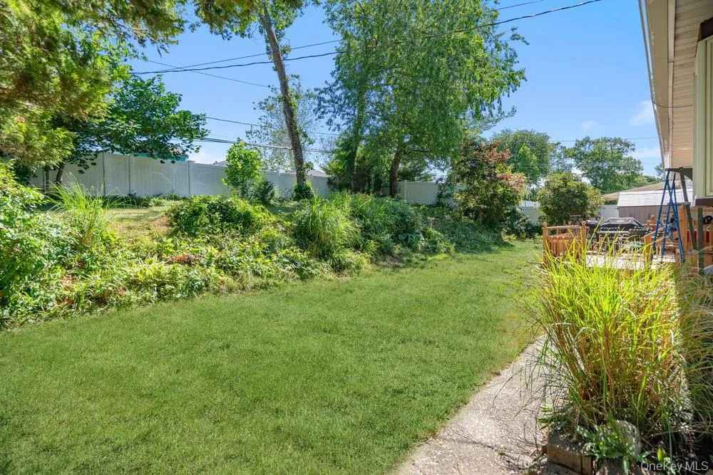 39 Tanglewood Drive, Smithtown, NY, 3 Bedrooms Bedrooms, 8 Rooms Rooms,1 BathroomBathrooms,Residential,For Rent,Tanglewood,0,1012925 39 Tanglewood Drive, Smithtown, NY, 3 Bedrooms Bedrooms, 8 Rooms Rooms,1 BathroomBathrooms,Residential,For Rent,Tanglewood,0,1012925