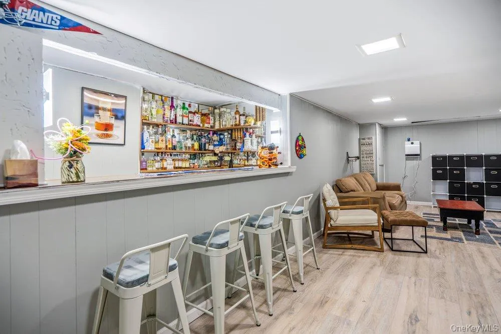 39 Tanglewood Drive, Smithtown, NY, 3 Bedrooms Bedrooms, 8 Rooms Rooms,1 BathroomBathrooms,Residential,For Rent,Tanglewood,0,1012925 39 Tanglewood Drive, Smithtown, NY, 3 Bedrooms Bedrooms, 8 Rooms Rooms,1 BathroomBathrooms,Residential,For Rent,Tanglewood,0,1012925