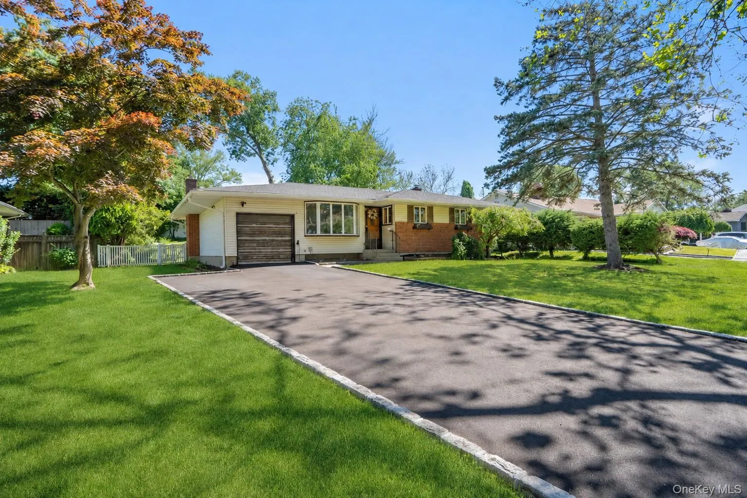 39 Tanglewood Drive, Smithtown, NY, 3 Bedrooms Bedrooms, 8 Rooms Rooms,1 BathroomBathrooms,Residential,For Rent,Tanglewood,0,1012925 39 Tanglewood Drive, Smithtown, NY, 3 Bedrooms Bedrooms, 8 Rooms Rooms,1 BathroomBathrooms,Residential,For Rent,Tanglewood,0,1012925