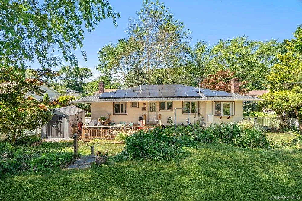 39 Tanglewood Drive, Smithtown, NY, 3 Bedrooms Bedrooms, 8 Rooms Rooms,1 BathroomBathrooms,Residential,For Rent,Tanglewood,0,1012925 39 Tanglewood Drive, Smithtown, NY, 3 Bedrooms Bedrooms, 8 Rooms Rooms,1 BathroomBathrooms,Residential,For Rent,Tanglewood,0,1012925