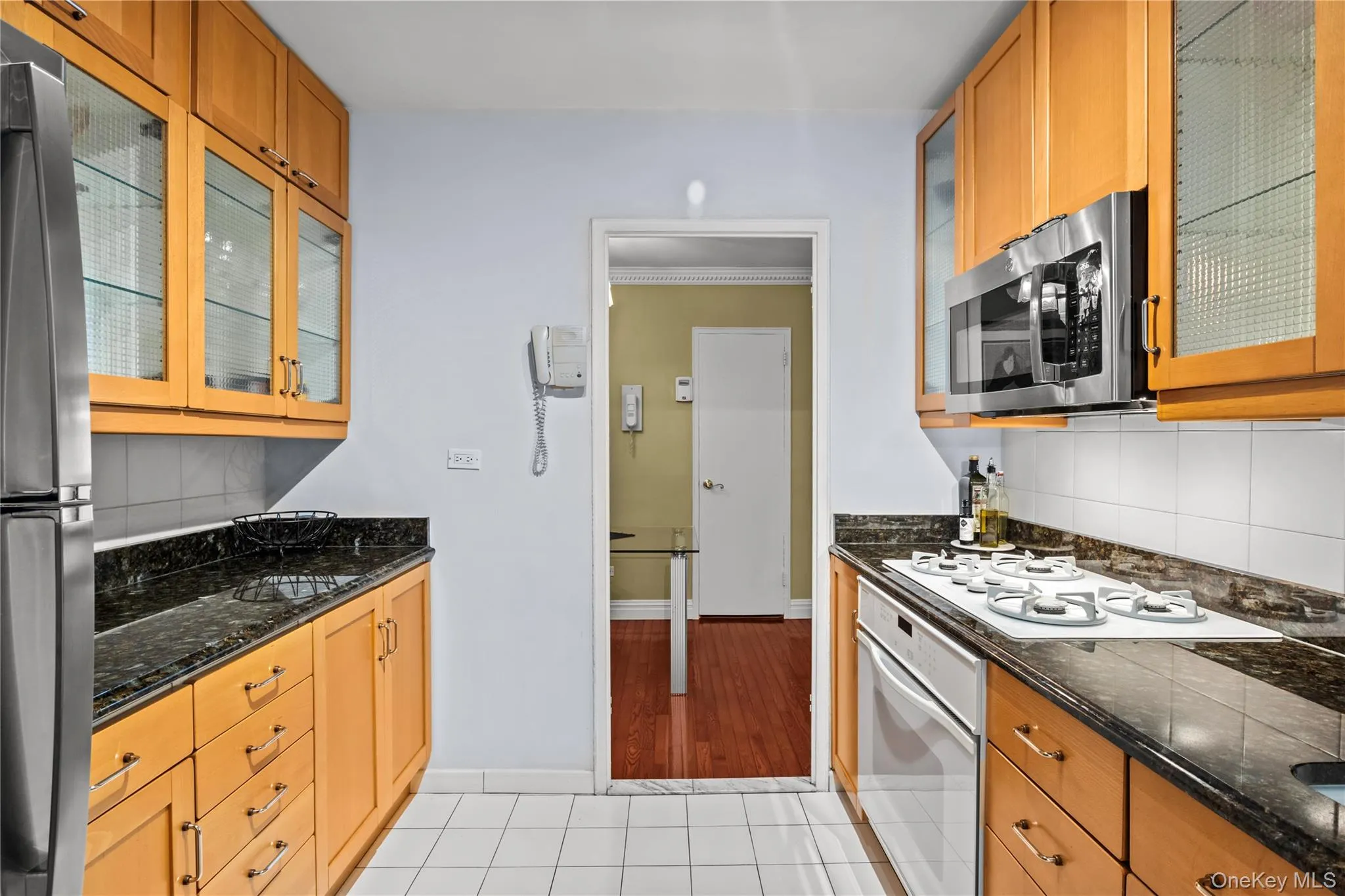 2575 Palisade Avenue, New York, NY, 2 Bedrooms Bedrooms, 5 Rooms Rooms,1 BathroomBathrooms,Residential,For Rent,Palisade,0,KEY1012927 2575 Palisade Avenue, New York, NY, 2 Bedrooms Bedrooms, 5 Rooms Rooms,1 BathroomBathrooms,Residential,For Rent,Palisade,0,KEY1012927