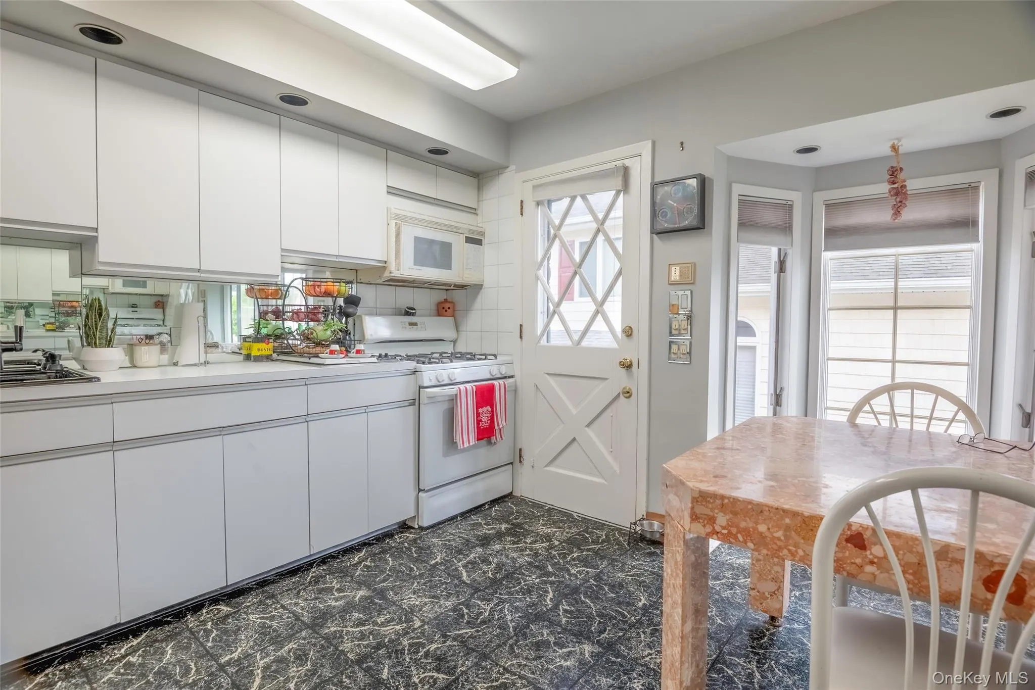 52-04 Redfield Street, New York, NY, 7 Bedrooms Bedrooms, 13 Rooms Rooms,3 BathroomsBathrooms,Residential,For Rent,Redfield,0,1012928 52-04 Redfield Street, New York, NY, 7 Bedrooms Bedrooms, 13 Rooms Rooms,3 BathroomsBathrooms,Residential,For Rent,Redfield,0,1012928
