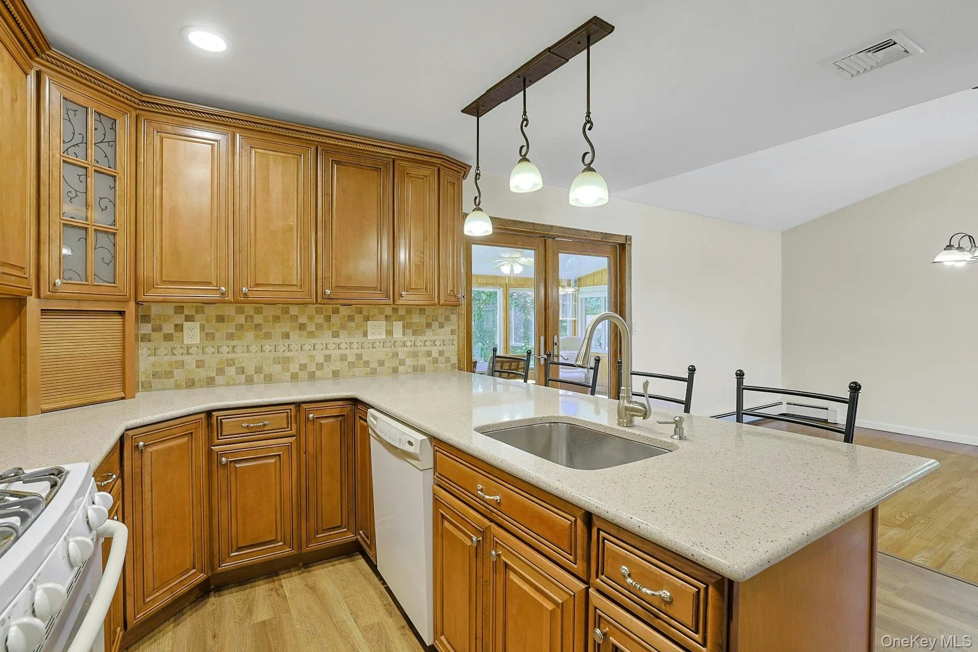 6 Hannah Lane, Clarkstown, NY, 4 Bedrooms Bedrooms, 8 Rooms Rooms,2 BathroomsBathrooms,Residential,For Rent,Hannah,0,1012931 6 Hannah Lane, Clarkstown, NY, 4 Bedrooms Bedrooms, 8 Rooms Rooms,2 BathroomsBathrooms,Residential,For Rent,Hannah,0,1012931