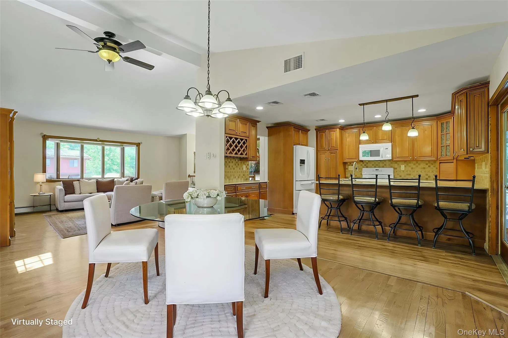6 Hannah Lane, Clarkstown, NY, 4 Bedrooms Bedrooms, 8 Rooms Rooms,2 BathroomsBathrooms,Residential,For Rent,Hannah,0,1012931 6 Hannah Lane, Clarkstown, NY, 4 Bedrooms Bedrooms, 8 Rooms Rooms,2 BathroomsBathrooms,Residential,For Rent,Hannah,0,1012931