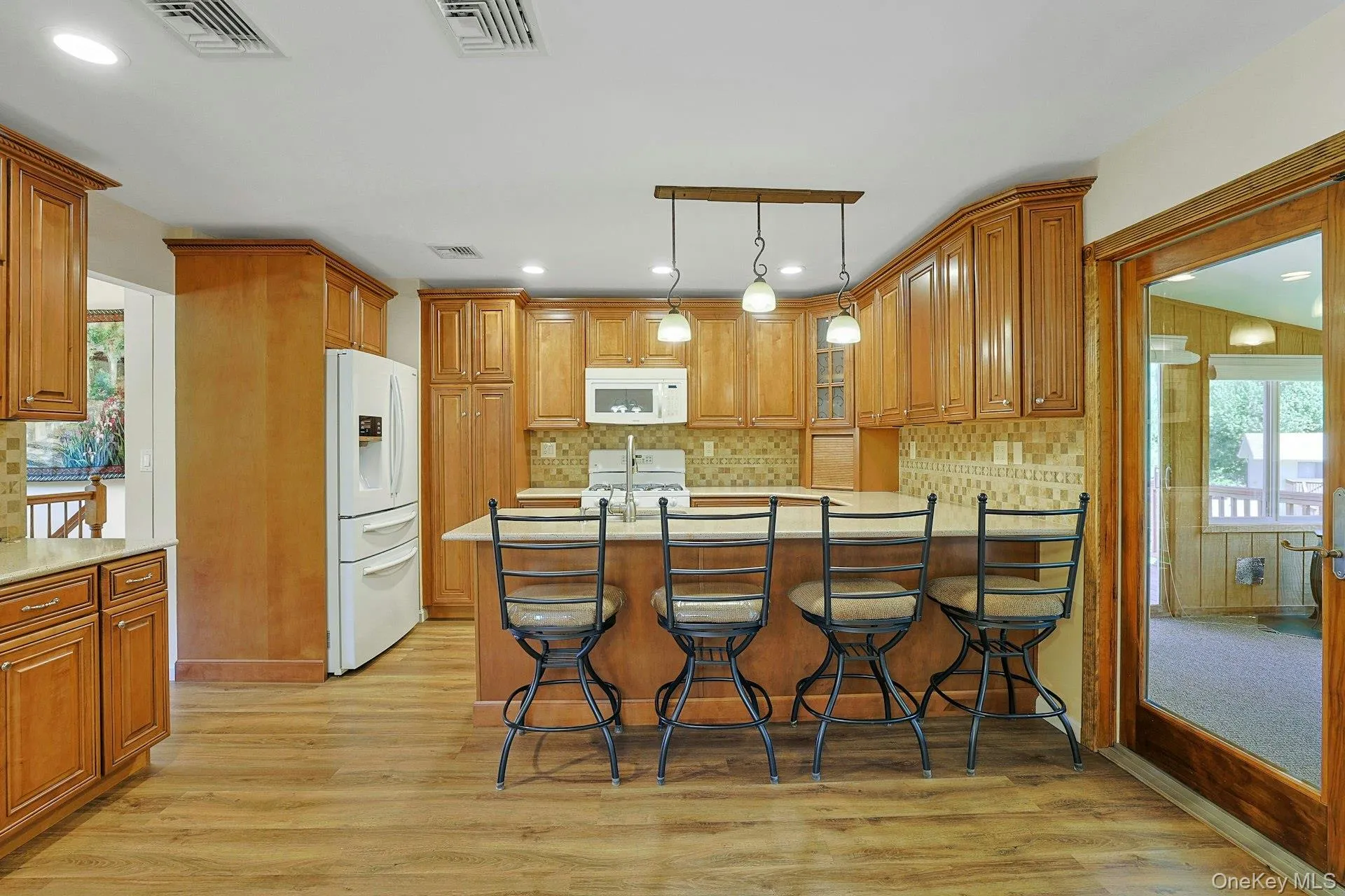 6 Hannah Lane, Clarkstown, NY, 4 Bedrooms Bedrooms, 8 Rooms Rooms,2 BathroomsBathrooms,Residential,For Rent,Hannah,0,1012931 6 Hannah Lane, Clarkstown, NY, 4 Bedrooms Bedrooms, 8 Rooms Rooms,2 BathroomsBathrooms,Residential,For Rent,Hannah,0,1012931