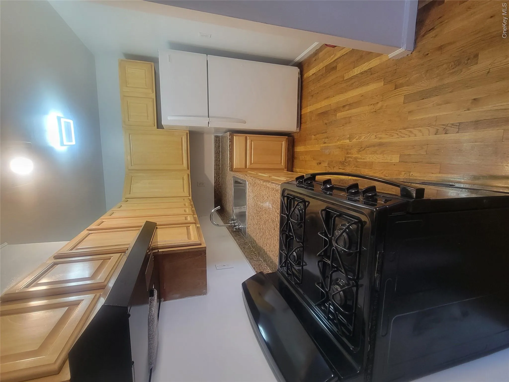 2407 Barker Avenue, New York, NY, 3 Bedrooms Bedrooms, 7 Rooms Rooms,2 BathroomsBathrooms,Residential Lease,For Rent,Barker,0,1012932 2407 Barker Avenue, New York, NY, 3 Bedrooms Bedrooms, 7 Rooms Rooms,2 BathroomsBathrooms,Residential Lease,For Rent,Barker,0,1012932