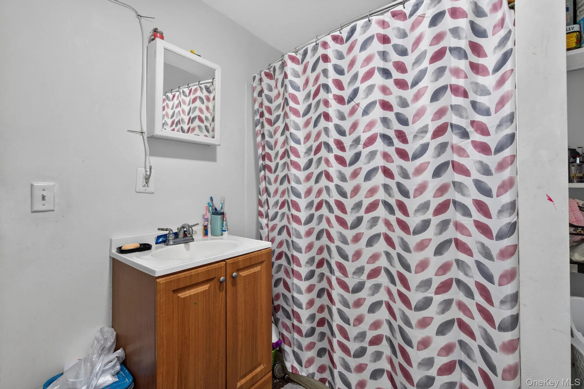 188 Dubois Street, Newburgh (city), NY, 5 Bedrooms Bedrooms, 5 Rooms Rooms,2 BathroomsBathrooms,Residential,For Rent,Dubois,0,1012933 188 Dubois Street, Newburgh (city), NY, 5 Bedrooms Bedrooms, 5 Rooms Rooms,2 BathroomsBathrooms,Residential,For Rent,Dubois,0,1012933