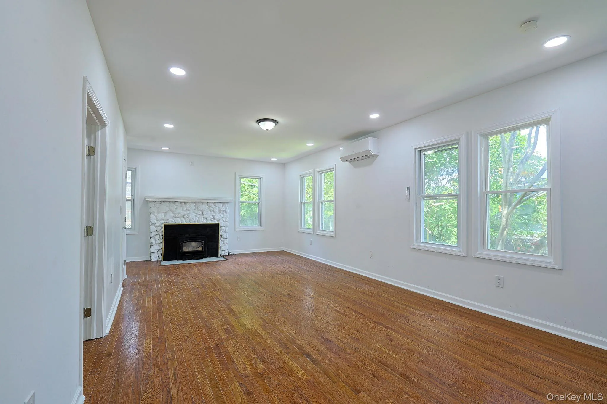 20 Nevins Street, Wawarsing, NY, 3 Bedrooms Bedrooms, 6 Rooms Rooms,2 BathroomsBathrooms,Residential,For Rent,Nevins,0,1012940 20 Nevins Street, Wawarsing, NY, 3 Bedrooms Bedrooms, 6 Rooms Rooms,2 BathroomsBathrooms,Residential,For Rent,Nevins,0,1012940