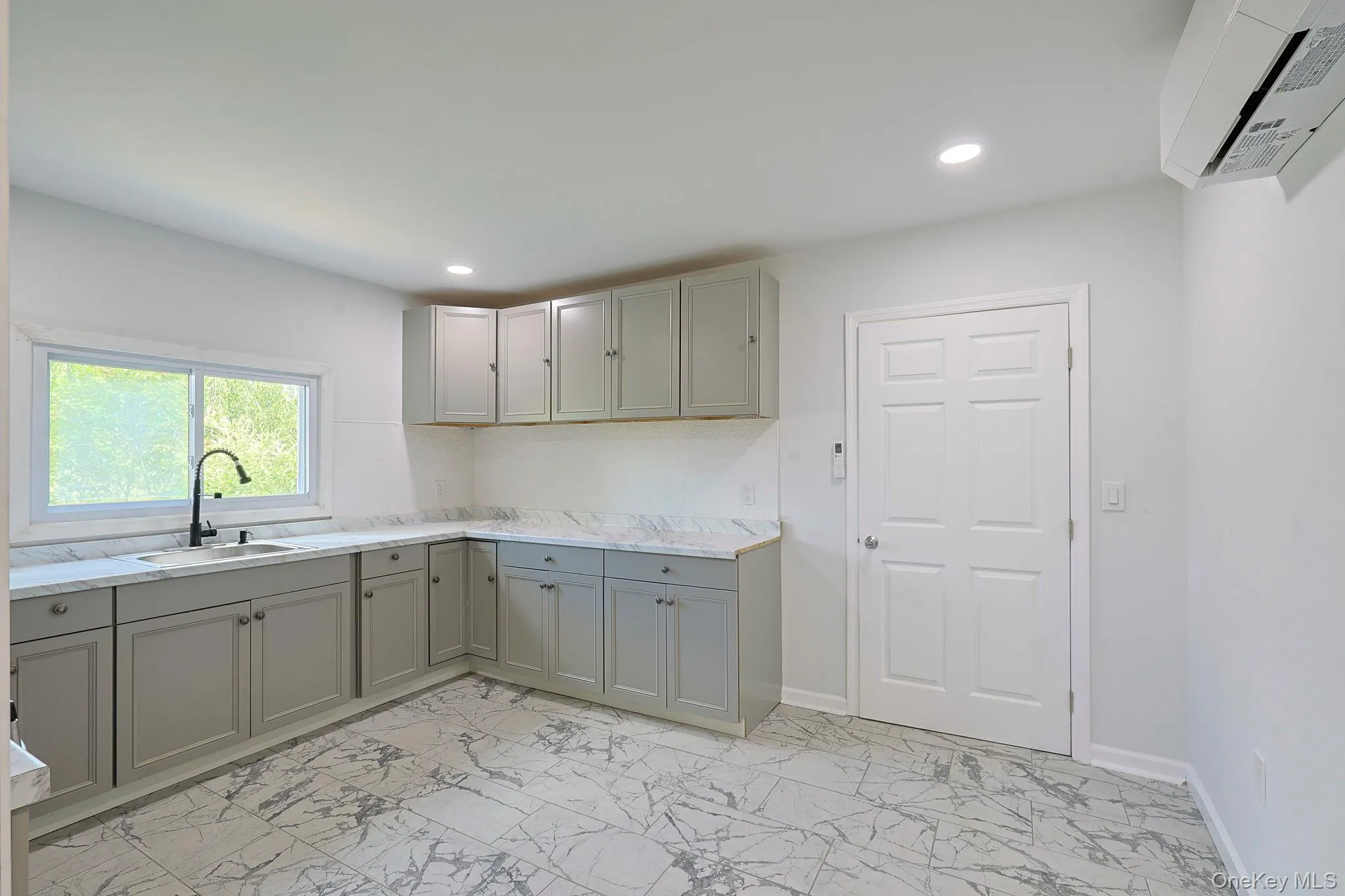 20 Nevins Street, Wawarsing, NY, 3 Bedrooms Bedrooms, 6 Rooms Rooms,2 BathroomsBathrooms,Residential,For Rent,Nevins,0,1012940 20 Nevins Street, Wawarsing, NY, 3 Bedrooms Bedrooms, 6 Rooms Rooms,2 BathroomsBathrooms,Residential,For Rent,Nevins,0,1012940