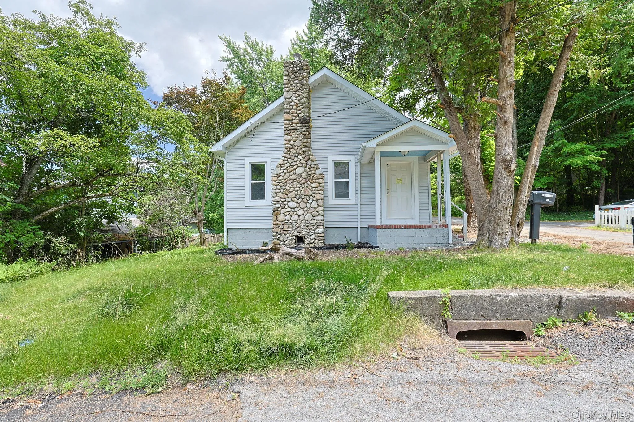20 Nevins Street, Wawarsing, NY, 3 Bedrooms Bedrooms, 6 Rooms Rooms,2 BathroomsBathrooms,Residential,For Rent,Nevins,0,1012940 20 Nevins Street, Wawarsing, NY, 3 Bedrooms Bedrooms, 6 Rooms Rooms,2 BathroomsBathrooms,Residential,For Rent,Nevins,0,1012940