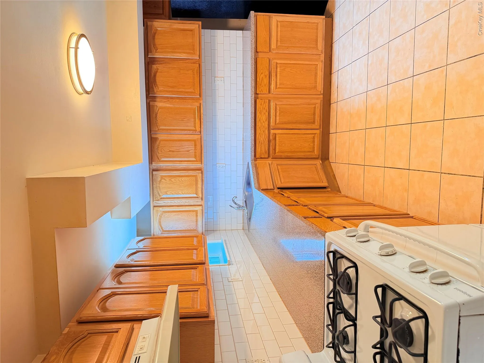 188 Spring Street, Ossining, NY, 2 Bedrooms Bedrooms, 3 Rooms Rooms,1 BathroomBathrooms,Residential Lease,For Rent,Spring,0,1012943 188 Spring Street, Ossining, NY, 2 Bedrooms Bedrooms, 3 Rooms Rooms,1 BathroomBathrooms,Residential Lease,For Rent,Spring,0,1012943