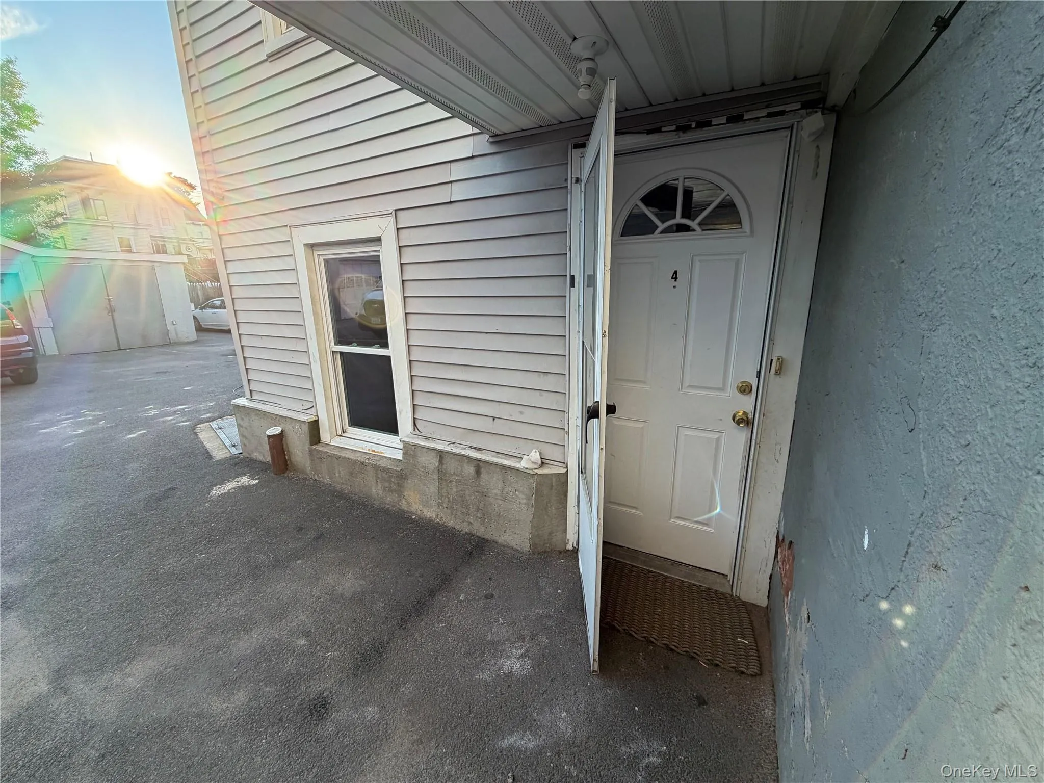 188 Spring Street, Ossining, NY, 2 Bedrooms Bedrooms, 3 Rooms Rooms,1 BathroomBathrooms,Residential Lease,For Rent,Spring,0,1012943 188 Spring Street, Ossining, NY, 2 Bedrooms Bedrooms, 3 Rooms Rooms,1 BathroomBathrooms,Residential Lease,For Rent,Spring,0,1012943
