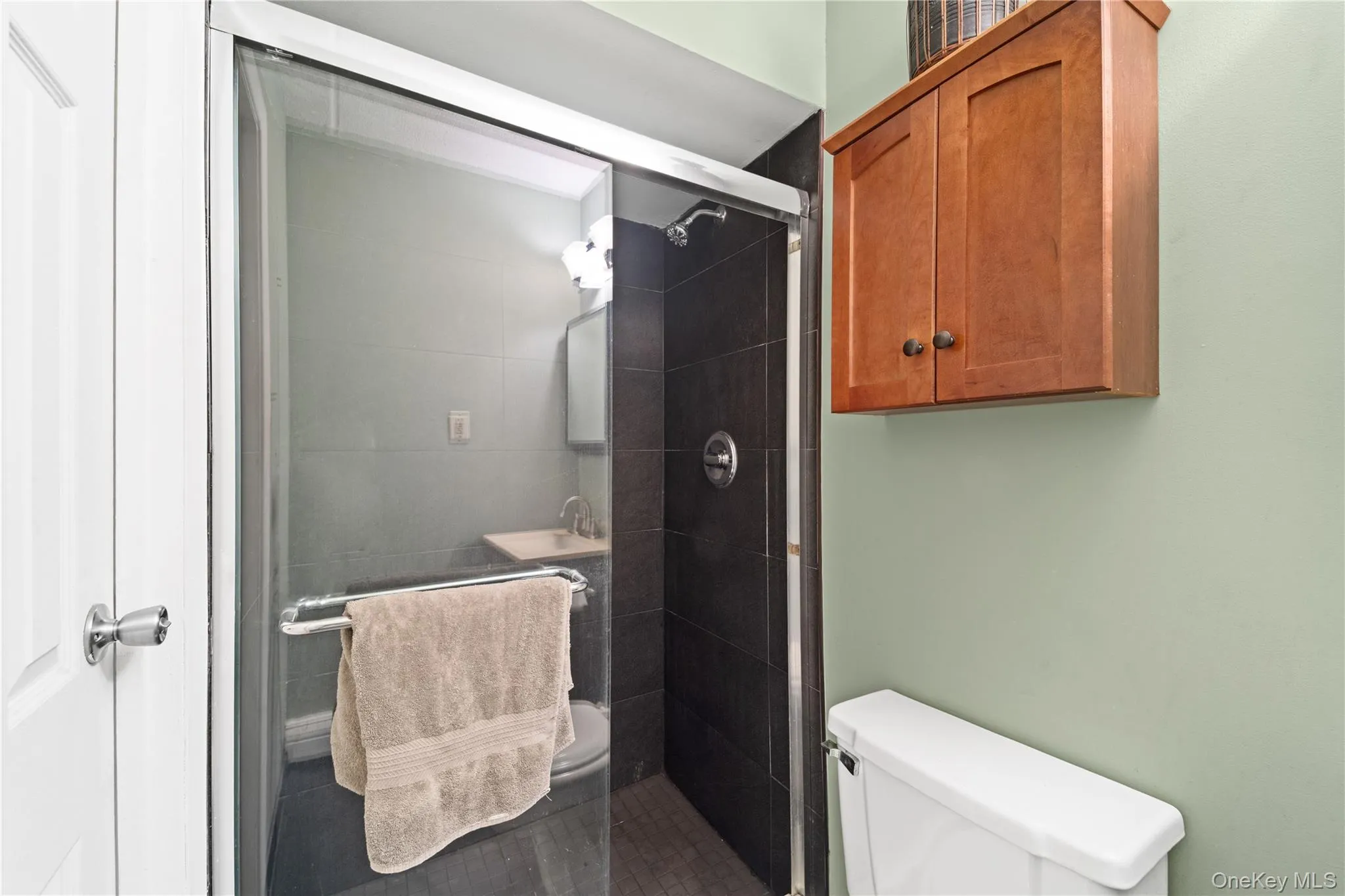 71-34 162nd, New York, NY, 3 Bedrooms Bedrooms, 6 Rooms Rooms,2 BathroomsBathrooms,Residential,For Rent,162nd,0,1012945 71-34 162nd, New York, NY, 3 Bedrooms Bedrooms, 6 Rooms Rooms,2 BathroomsBathrooms,Residential,For Rent,162nd,0,1012945