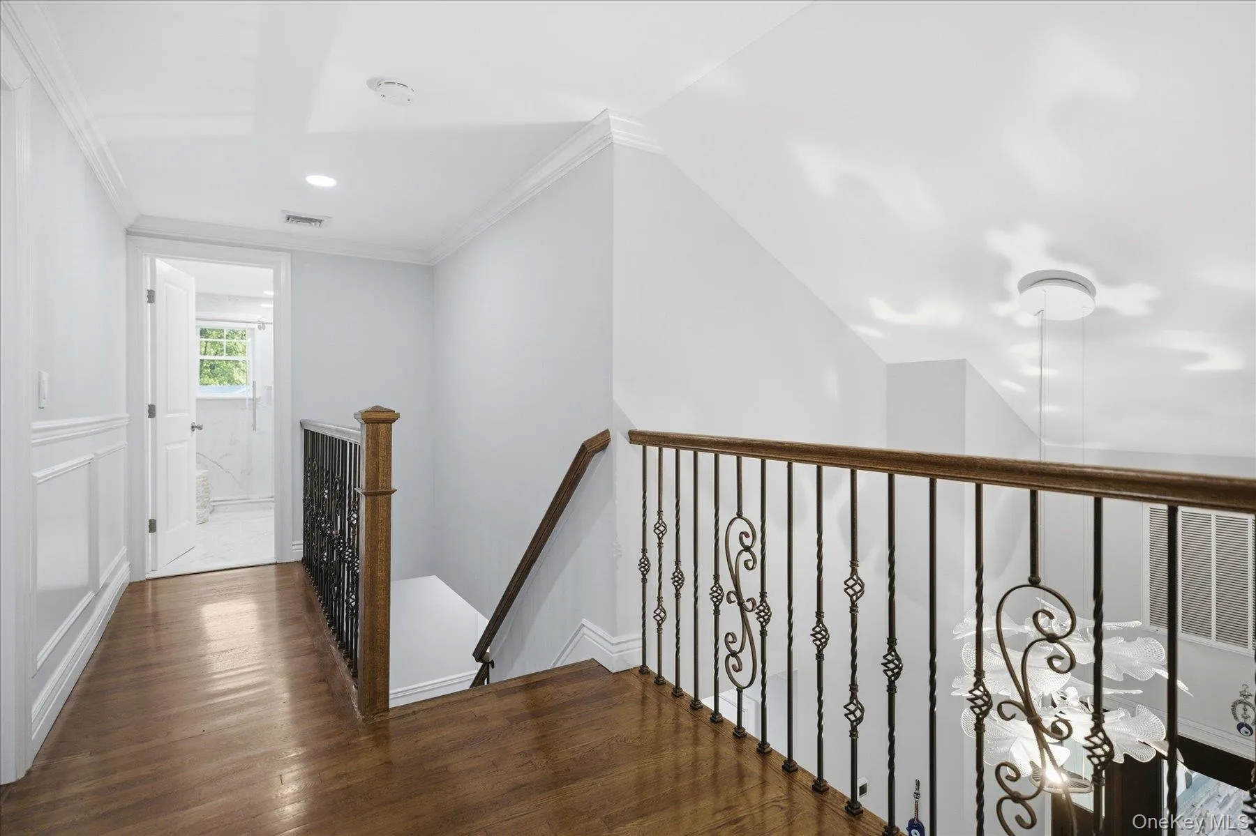 174 Warner Road, Huntington, NY, 5 Bedrooms Bedrooms, 14 Rooms Rooms,3 BathroomsBathrooms,Residential,For Rent,Warner,0,1012946 174 Warner Road, Huntington, NY, 5 Bedrooms Bedrooms, 14 Rooms Rooms,3 BathroomsBathrooms,Residential,For Rent,Warner,0,1012946
