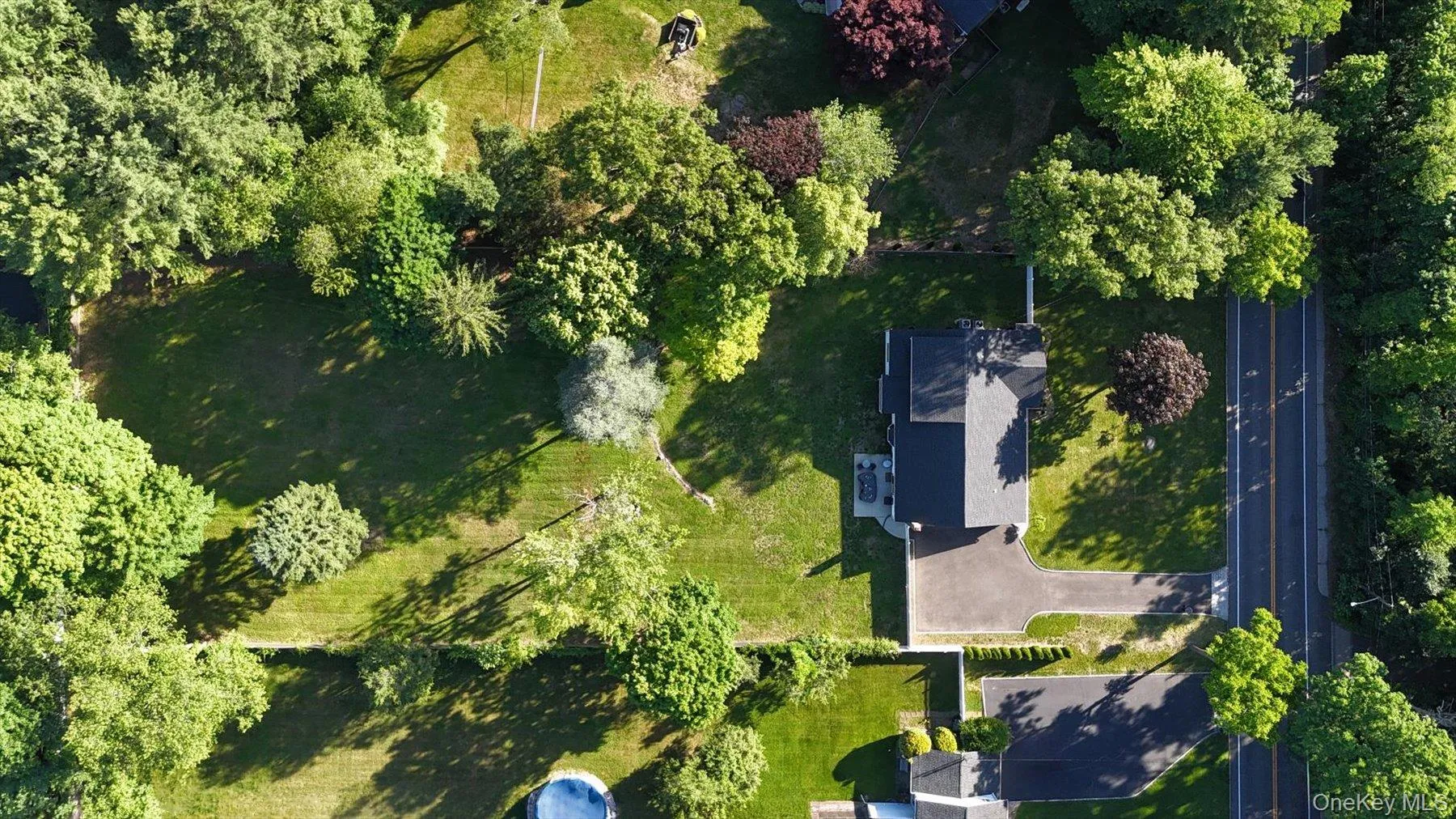 174 Warner Road, Huntington, NY, 5 Bedrooms Bedrooms, 14 Rooms Rooms,3 BathroomsBathrooms,Residential,For Rent,Warner,0,1012946 174 Warner Road, Huntington, NY, 5 Bedrooms Bedrooms, 14 Rooms Rooms,3 BathroomsBathrooms,Residential,For Rent,Warner,0,1012946