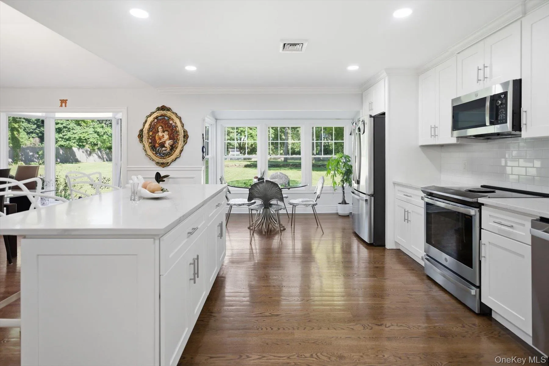 174 Warner Road, Huntington, NY, 5 Bedrooms Bedrooms, 14 Rooms Rooms,3 BathroomsBathrooms,Residential,For Rent,Warner,0,1012946 174 Warner Road, Huntington, NY, 5 Bedrooms Bedrooms, 14 Rooms Rooms,3 BathroomsBathrooms,Residential,For Rent,Warner,0,1012946