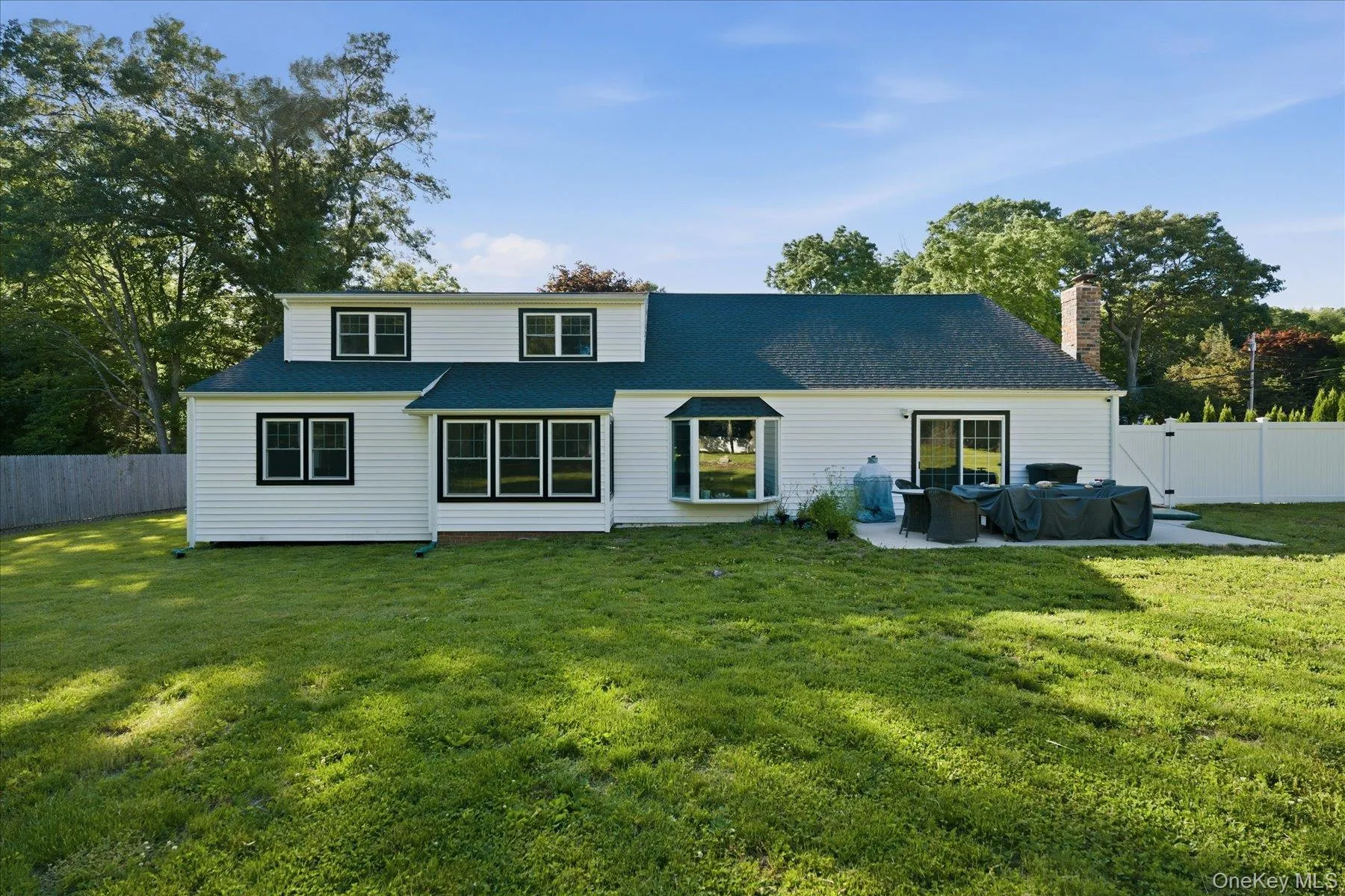 174 Warner Road, Huntington, NY, 5 Bedrooms Bedrooms, 14 Rooms Rooms,3 BathroomsBathrooms,Residential,For Rent,Warner,0,1012946 174 Warner Road, Huntington, NY, 5 Bedrooms Bedrooms, 14 Rooms Rooms,3 BathroomsBathrooms,Residential,For Rent,Warner,0,1012946
