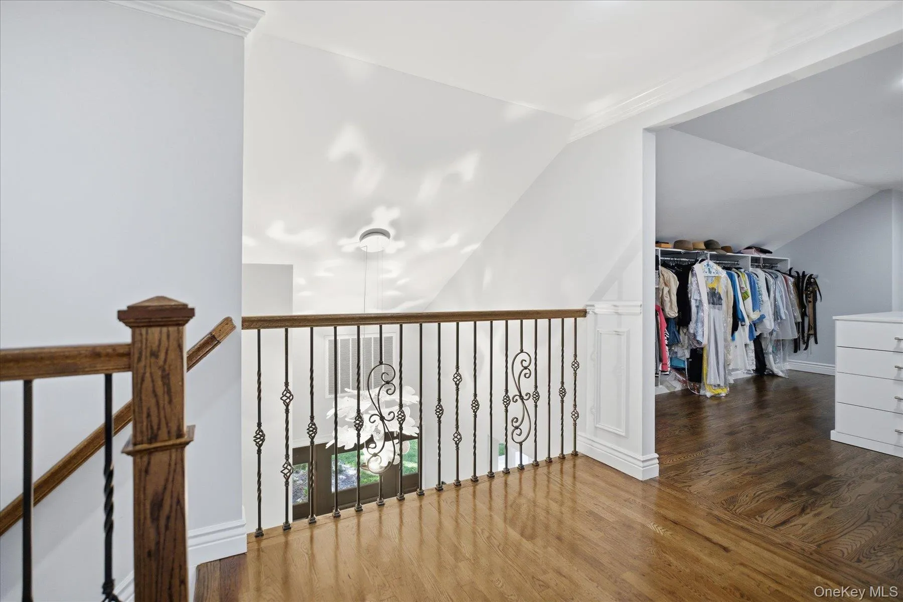 174 Warner Road, Huntington, NY, 5 Bedrooms Bedrooms, 14 Rooms Rooms,3 BathroomsBathrooms,Residential,For Rent,Warner,0,1012946 174 Warner Road, Huntington, NY, 5 Bedrooms Bedrooms, 14 Rooms Rooms,3 BathroomsBathrooms,Residential,For Rent,Warner,0,1012946
