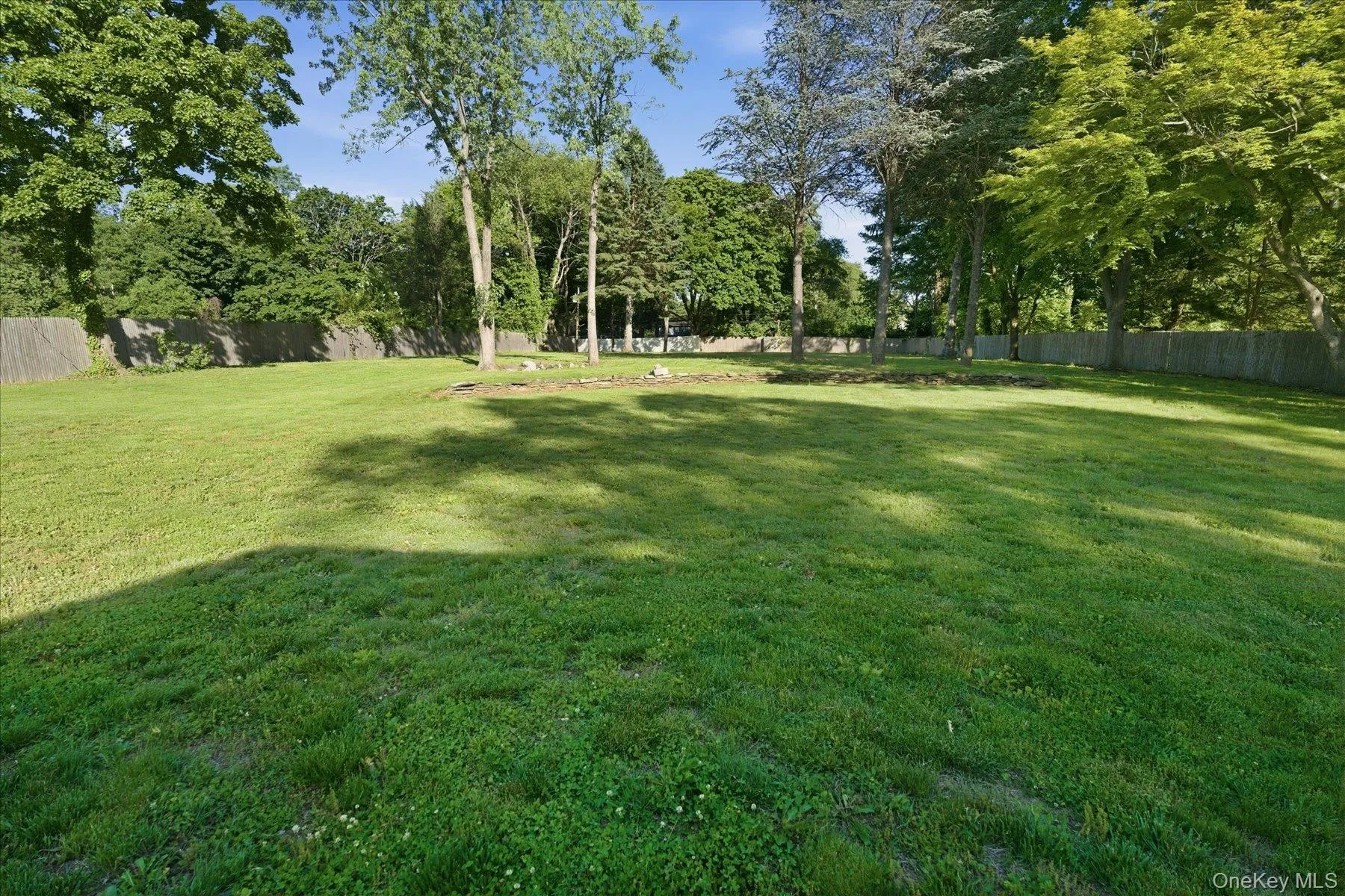 174 Warner Road, Huntington, NY, 5 Bedrooms Bedrooms, 14 Rooms Rooms,3 BathroomsBathrooms,Residential,For Rent,Warner,0,1012946 174 Warner Road, Huntington, NY, 5 Bedrooms Bedrooms, 14 Rooms Rooms,3 BathroomsBathrooms,Residential,For Rent,Warner,0,1012946