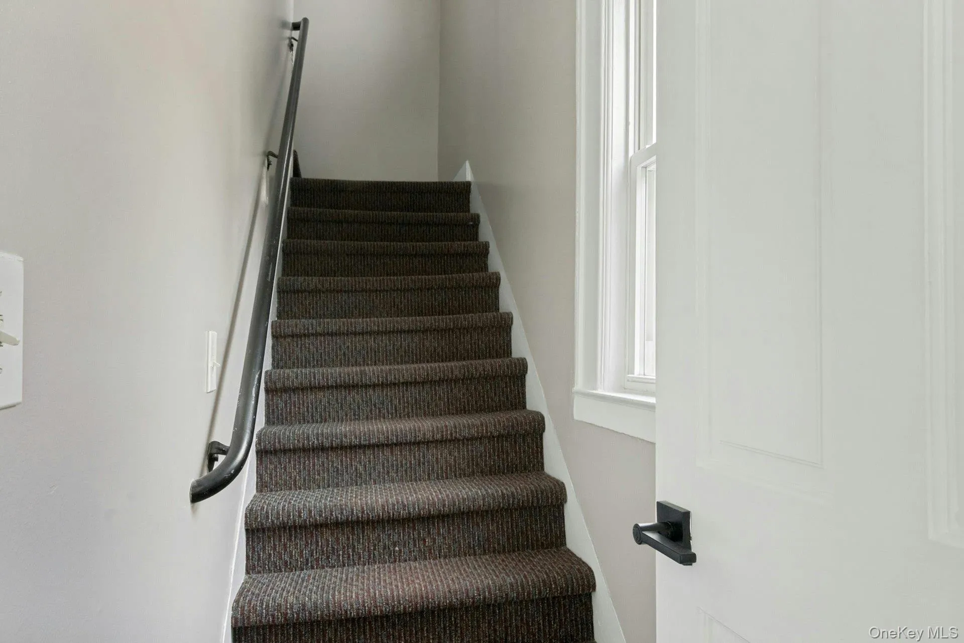 Front Vestibule Stairs to 2nd Floor Front Vestibule Stairs to 2nd Floor