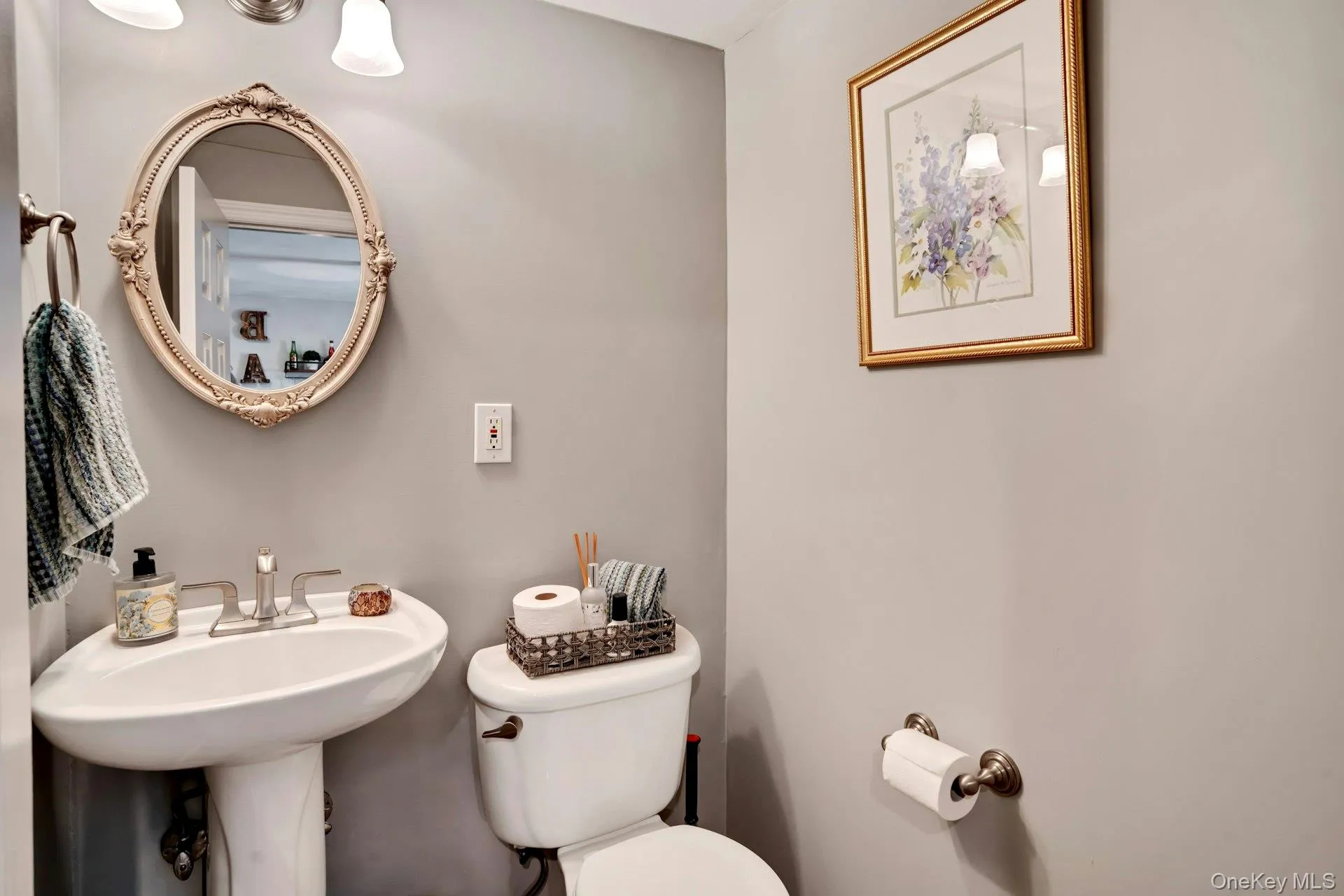 433 Hillside Avenue, Islip, NY, 4 Bedrooms Bedrooms, 13 Rooms Rooms,3 BathroomsBathrooms,Residential,For Rent,Hillside,0,1012951 433 Hillside Avenue, Islip, NY, 4 Bedrooms Bedrooms, 13 Rooms Rooms,3 BathroomsBathrooms,Residential,For Rent,Hillside,0,1012951