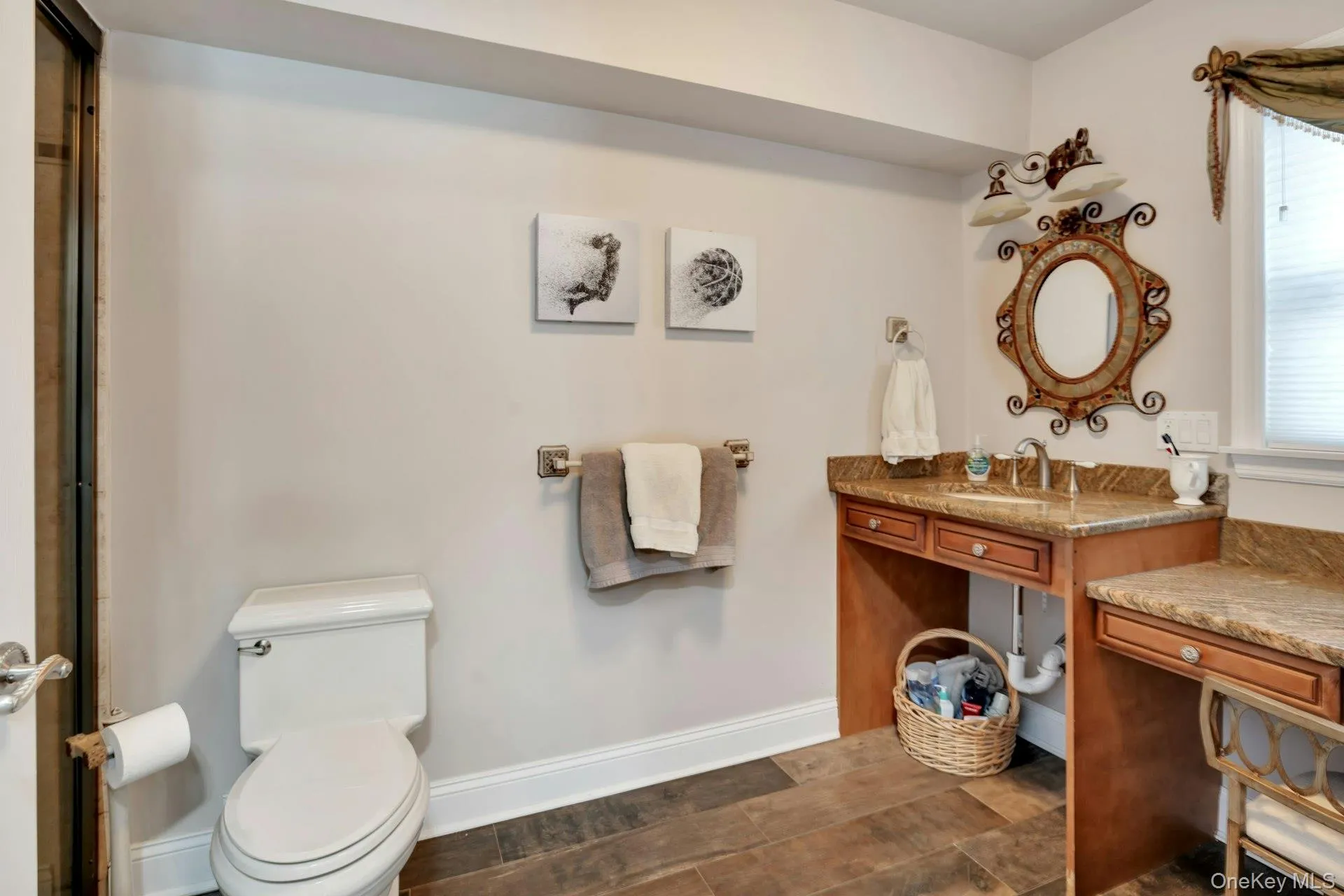433 Hillside Avenue, Islip, NY, 4 Bedrooms Bedrooms, 13 Rooms Rooms,3 BathroomsBathrooms,Residential,For Rent,Hillside,0,1012951 433 Hillside Avenue, Islip, NY, 4 Bedrooms Bedrooms, 13 Rooms Rooms,3 BathroomsBathrooms,Residential,For Rent,Hillside,0,1012951
