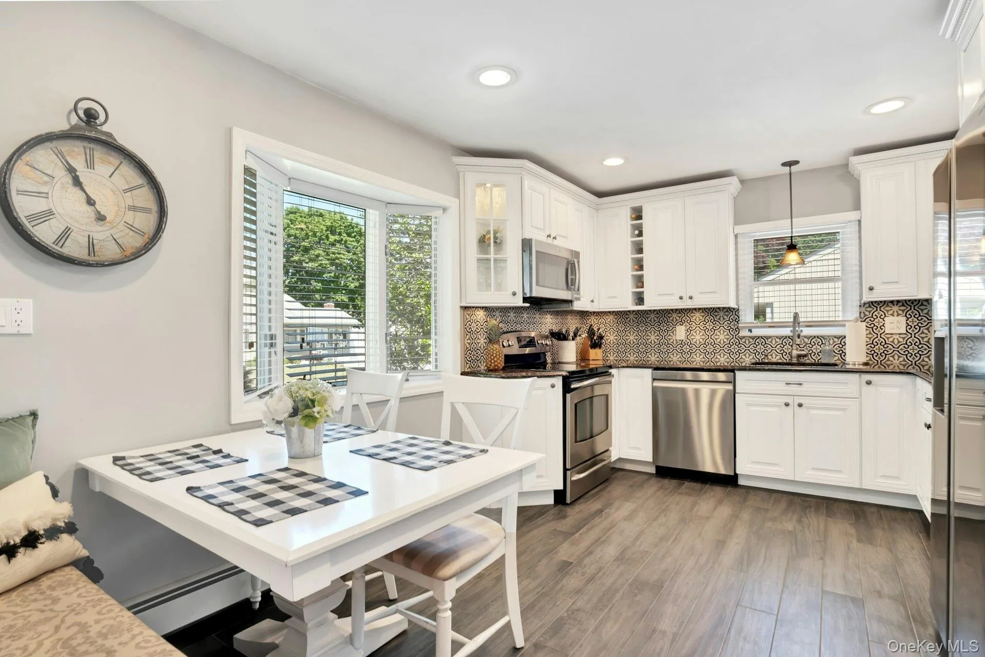 433 Hillside Avenue, Islip, NY, 4 Bedrooms Bedrooms, 13 Rooms Rooms,3 BathroomsBathrooms,Residential,For Rent,Hillside,0,1012951 433 Hillside Avenue, Islip, NY, 4 Bedrooms Bedrooms, 13 Rooms Rooms,3 BathroomsBathrooms,Residential,For Rent,Hillside,0,1012951