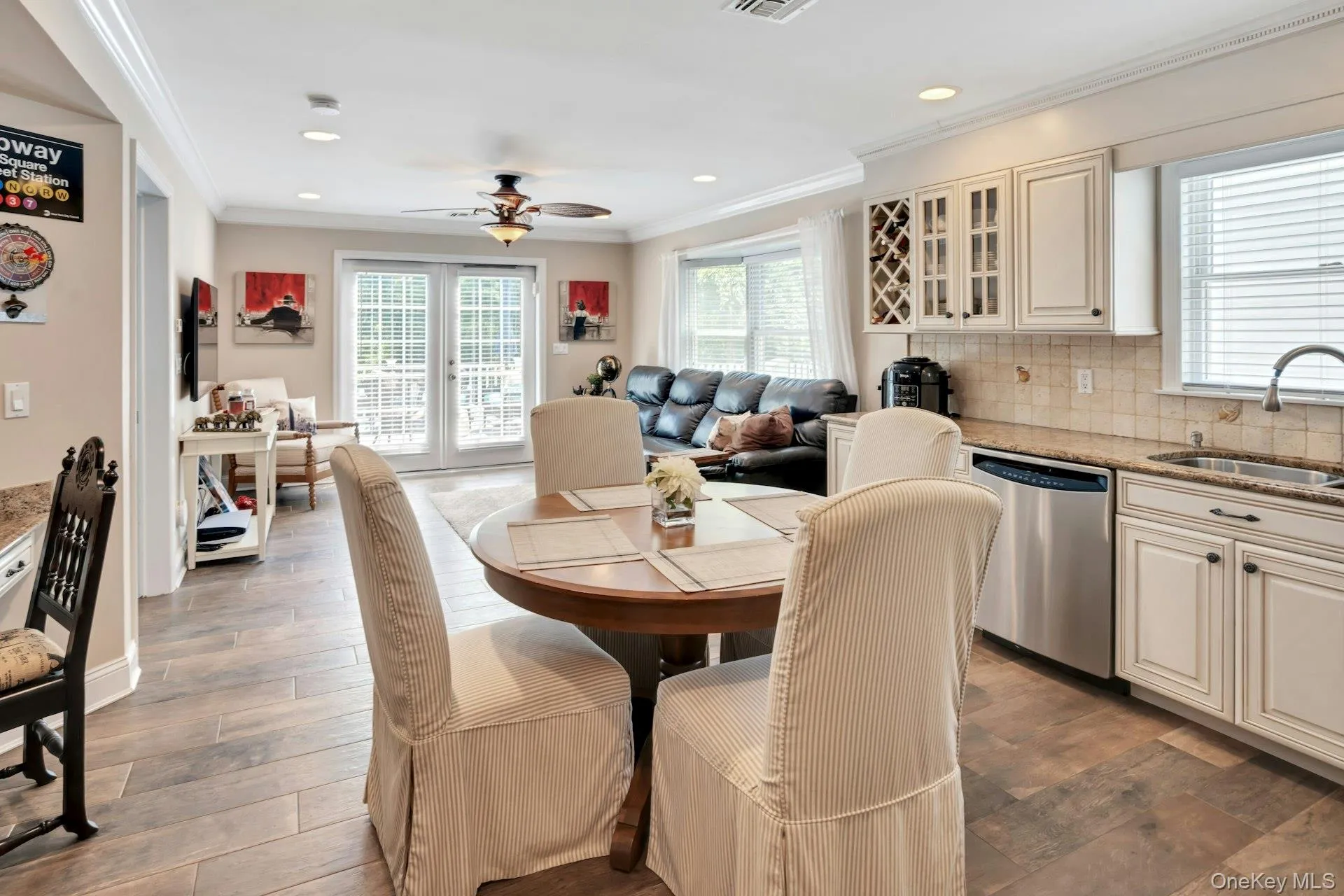 433 Hillside Avenue, Islip, NY, 4 Bedrooms Bedrooms, 13 Rooms Rooms,3 BathroomsBathrooms,Residential,For Rent,Hillside,0,1012951 433 Hillside Avenue, Islip, NY, 4 Bedrooms Bedrooms, 13 Rooms Rooms,3 BathroomsBathrooms,Residential,For Rent,Hillside,0,1012951