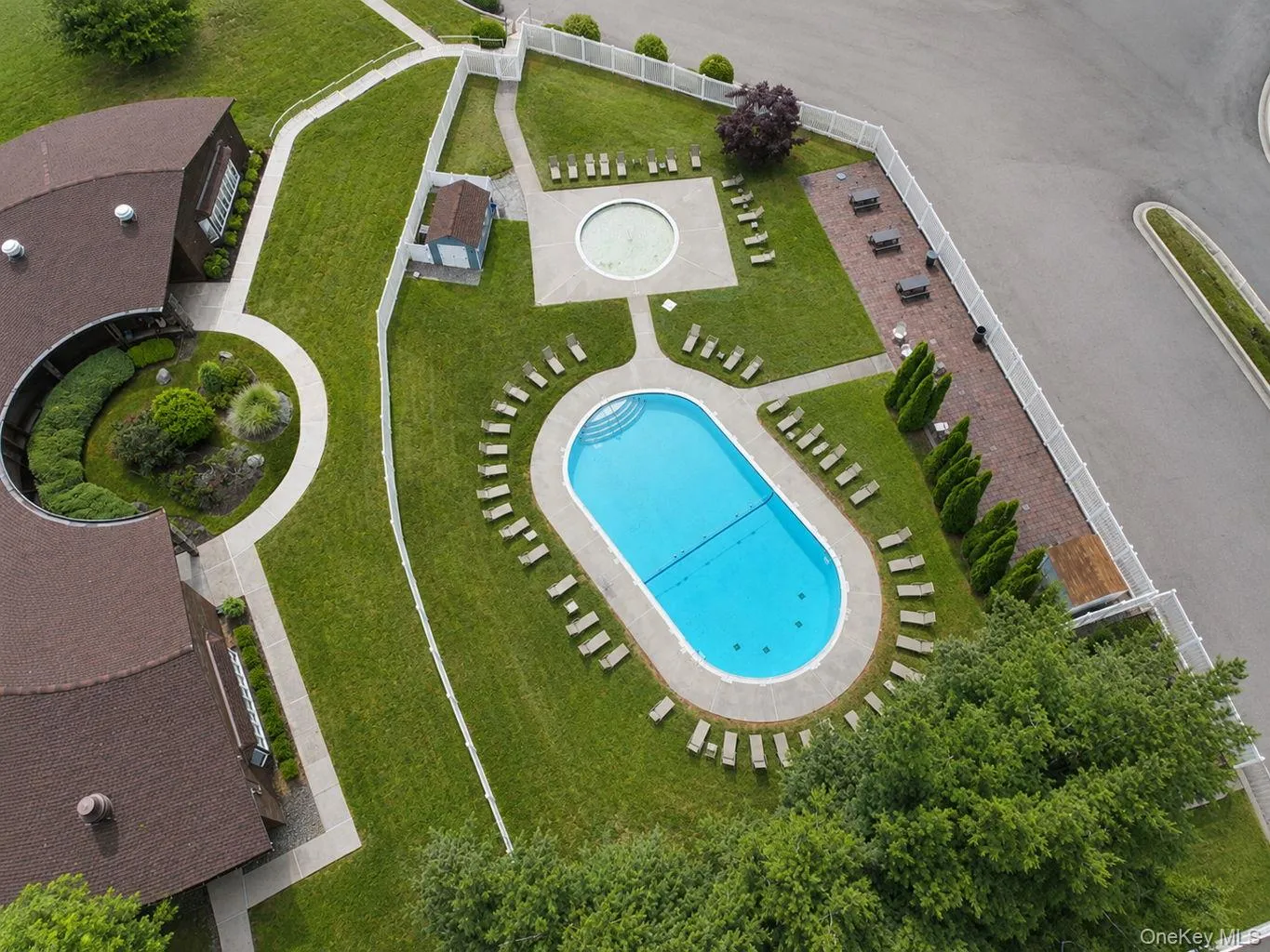 95 Country Club Lane, Haverstraw, NY, 1 Bedroom Bedrooms, 4 Rooms Rooms,1 BathroomBathrooms,Residential,For Rent,Country Club,0,1012952 95 Country Club Lane, Haverstraw, NY, 1 Bedroom Bedrooms, 4 Rooms Rooms,1 BathroomBathrooms,Residential,For Rent,Country Club,0,1012952