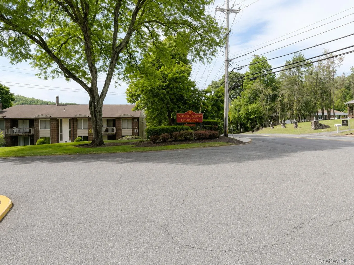 95 Country Club Lane, Haverstraw, NY, 1 Bedroom Bedrooms, 4 Rooms Rooms,1 BathroomBathrooms,Residential,For Rent,Country Club,0,1012952 95 Country Club Lane, Haverstraw, NY, 1 Bedroom Bedrooms, 4 Rooms Rooms,1 BathroomBathrooms,Residential,For Rent,Country Club,0,1012952