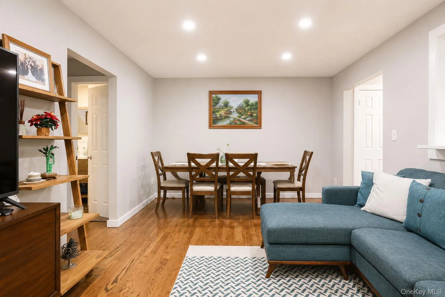 95 Country Club Lane, Haverstraw, NY, 1 Bedroom Bedrooms, 4 Rooms Rooms,1 BathroomBathrooms,Residential,For Rent,Country Club,0,1012952 95 Country Club Lane, Haverstraw, NY, 1 Bedroom Bedrooms, 4 Rooms Rooms,1 BathroomBathrooms,Residential,For Rent,Country Club,0,1012952