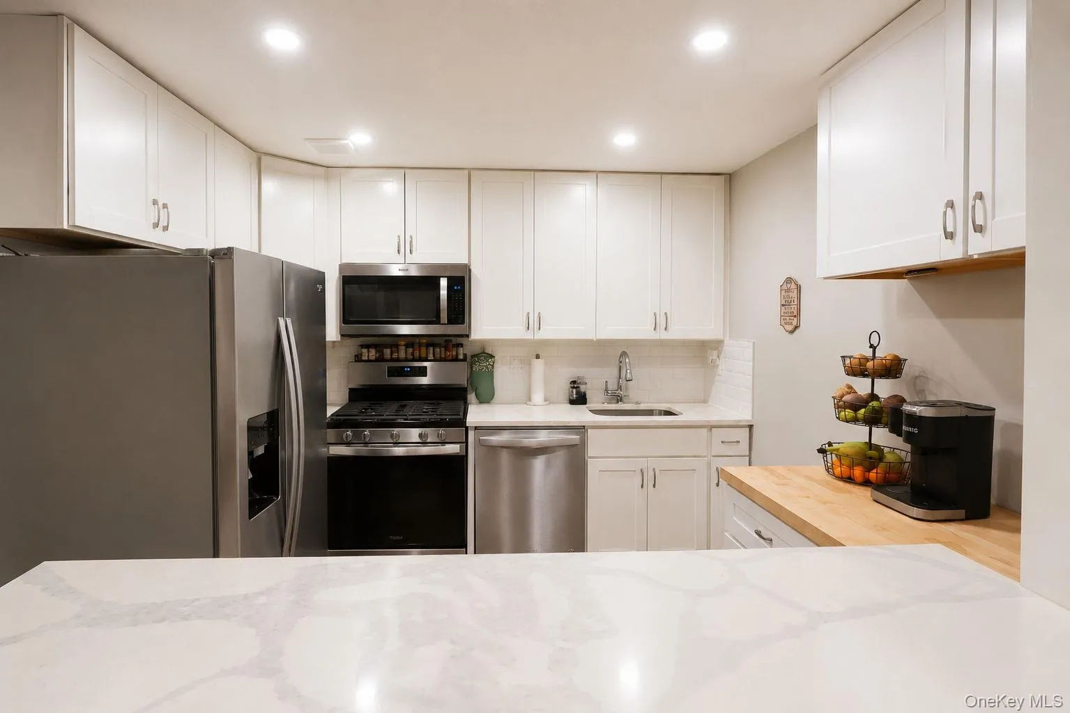 95 Country Club Lane, Haverstraw, NY, 1 Bedroom Bedrooms, 4 Rooms Rooms,1 BathroomBathrooms,Residential,For Rent,Country Club,0,1012952 95 Country Club Lane, Haverstraw, NY, 1 Bedroom Bedrooms, 4 Rooms Rooms,1 BathroomBathrooms,Residential,For Rent,Country Club,0,1012952