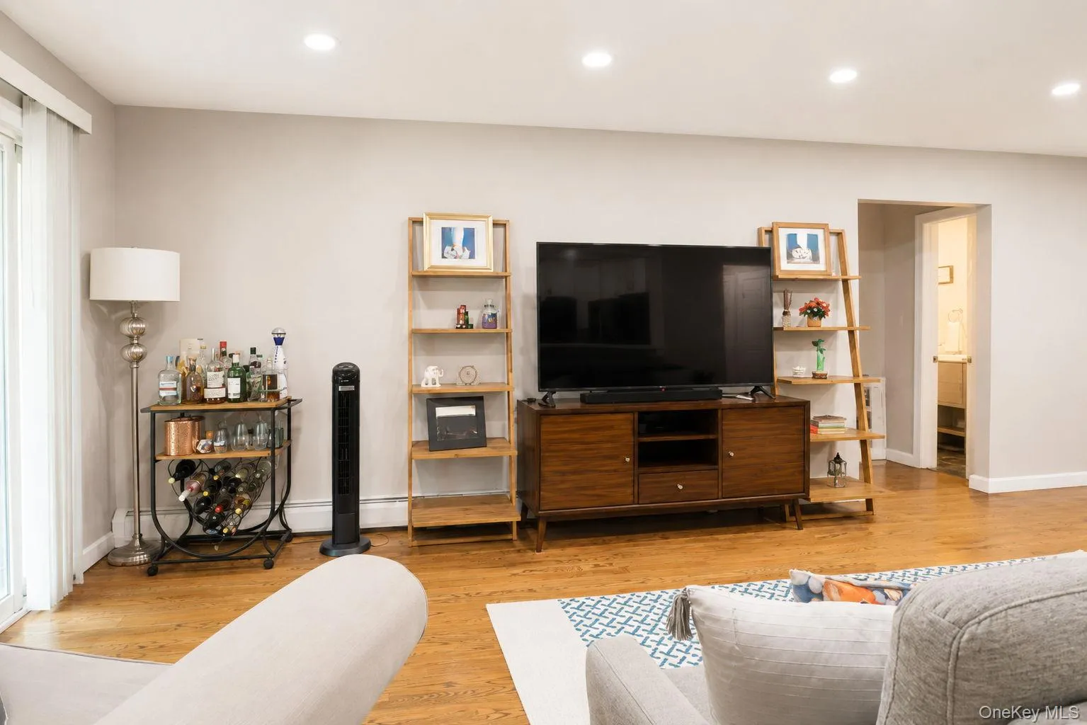 95 Country Club Lane, Haverstraw, NY, 1 Bedroom Bedrooms, 4 Rooms Rooms,1 BathroomBathrooms,Residential,For Rent,Country Club,0,1012952 95 Country Club Lane, Haverstraw, NY, 1 Bedroom Bedrooms, 4 Rooms Rooms,1 BathroomBathrooms,Residential,For Rent,Country Club,0,1012952