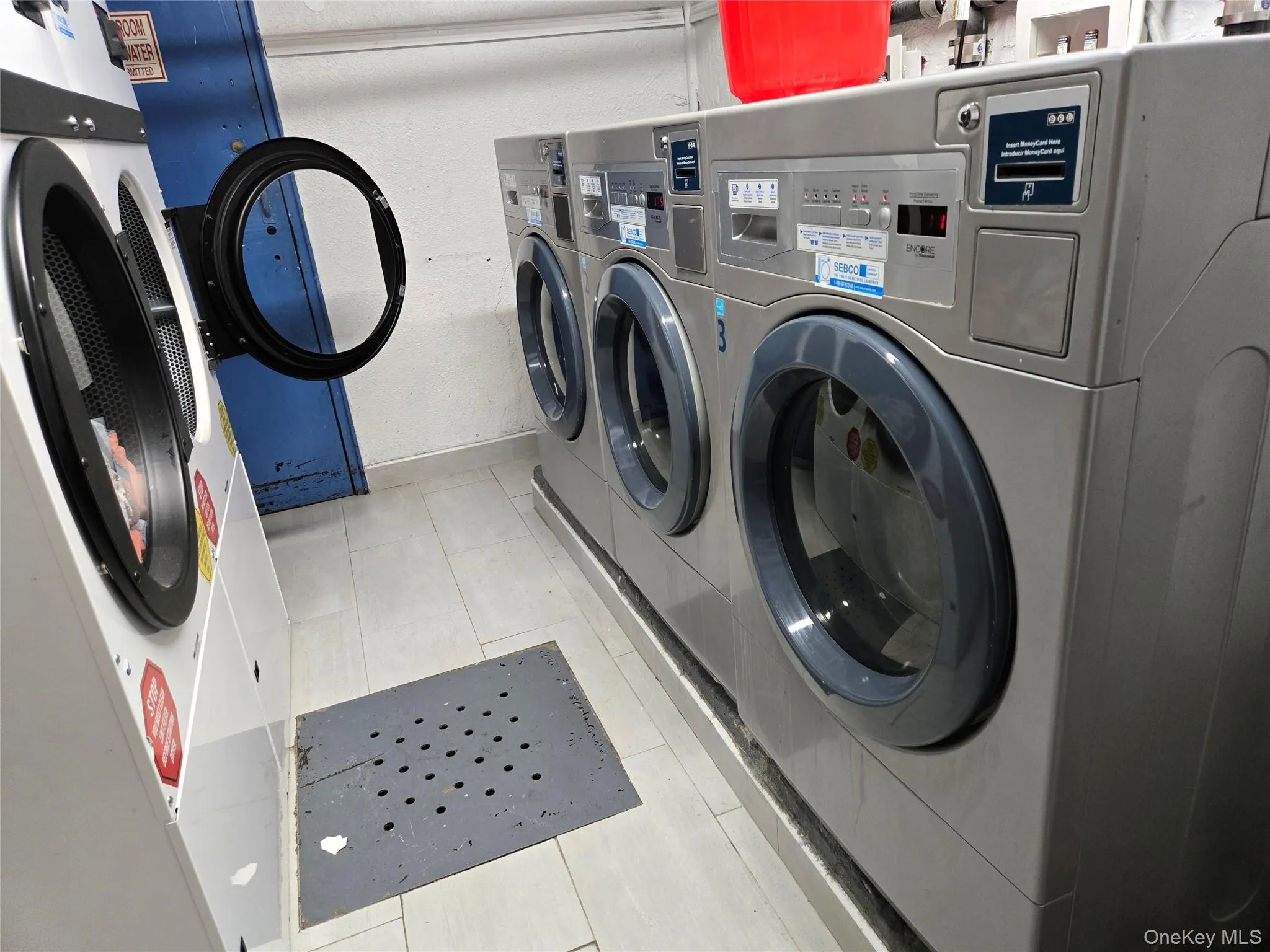 140-65 Beech Avenue, New York, NY, 2 Rooms Rooms,1 BathroomBathrooms,Residential Lease,For Rent,Beech,0,KEY1012953 140-65 Beech Avenue, New York, NY, 2 Rooms Rooms,1 BathroomBathrooms,Residential Lease,For Rent,Beech,0,KEY1012953