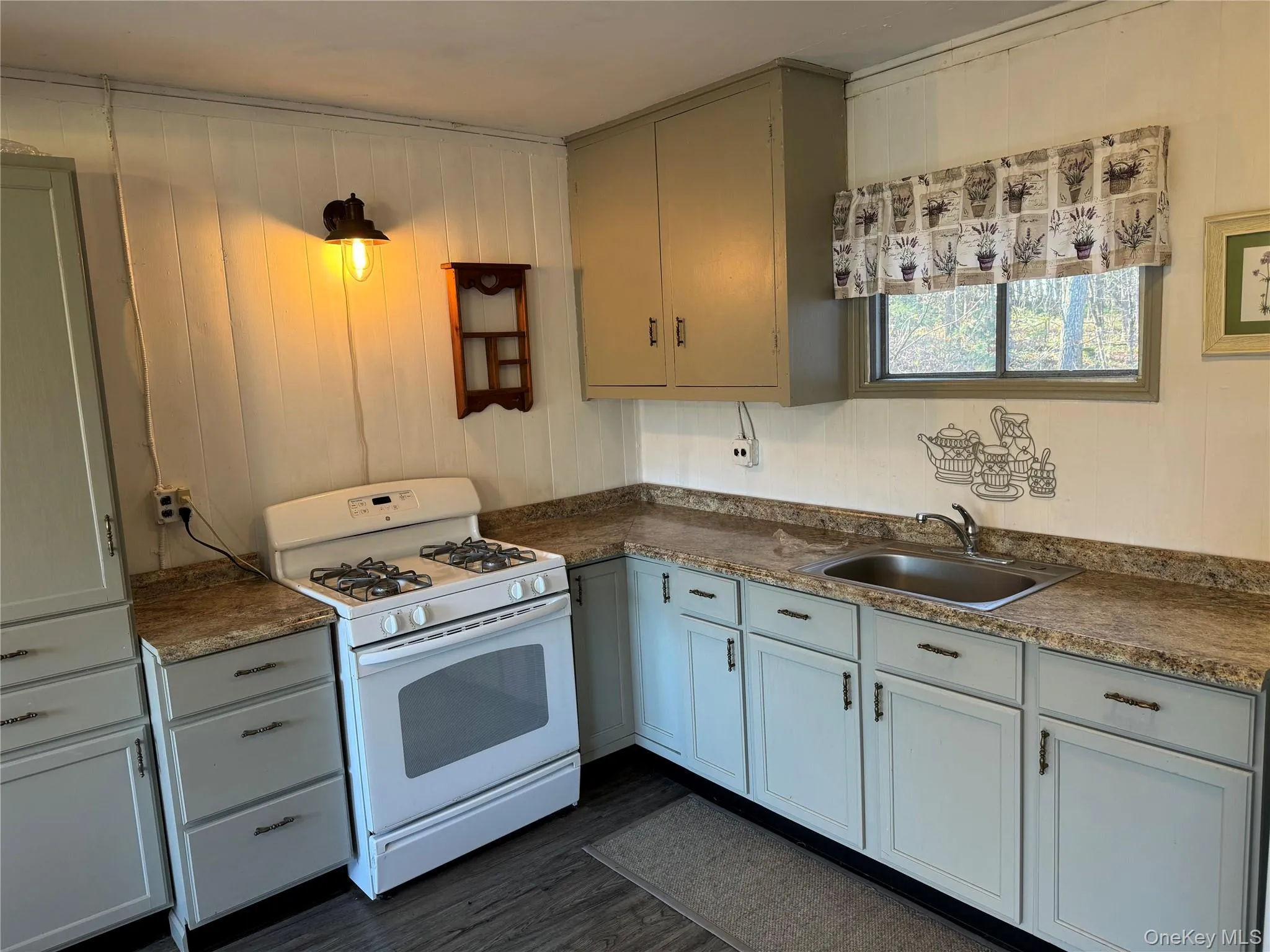 359 Masten Road, Pleasant Valley, NY, 1 Bedroom Bedrooms, 3 Rooms Rooms,1 BathroomBathrooms,Residential Lease,For Rent,Masten,0,1012958 359 Masten Road, Pleasant Valley, NY, 1 Bedroom Bedrooms, 3 Rooms Rooms,1 BathroomBathrooms,Residential Lease,For Rent,Masten,0,1012958