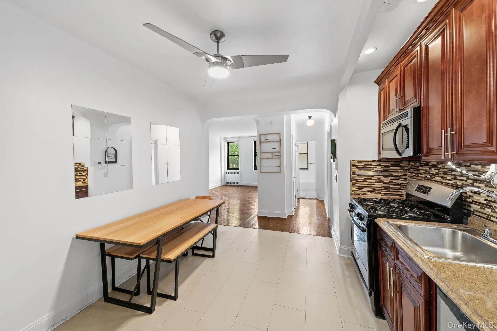 41-42 50th Street, New York, NY, 1 Bedroom Bedrooms, 3 Rooms Rooms,1 BathroomBathrooms,Residential,For Rent,50th,0,1012959 41-42 50th Street, New York, NY, 1 Bedroom Bedrooms, 3 Rooms Rooms,1 BathroomBathrooms,Residential,For Rent,50th,0,1012959