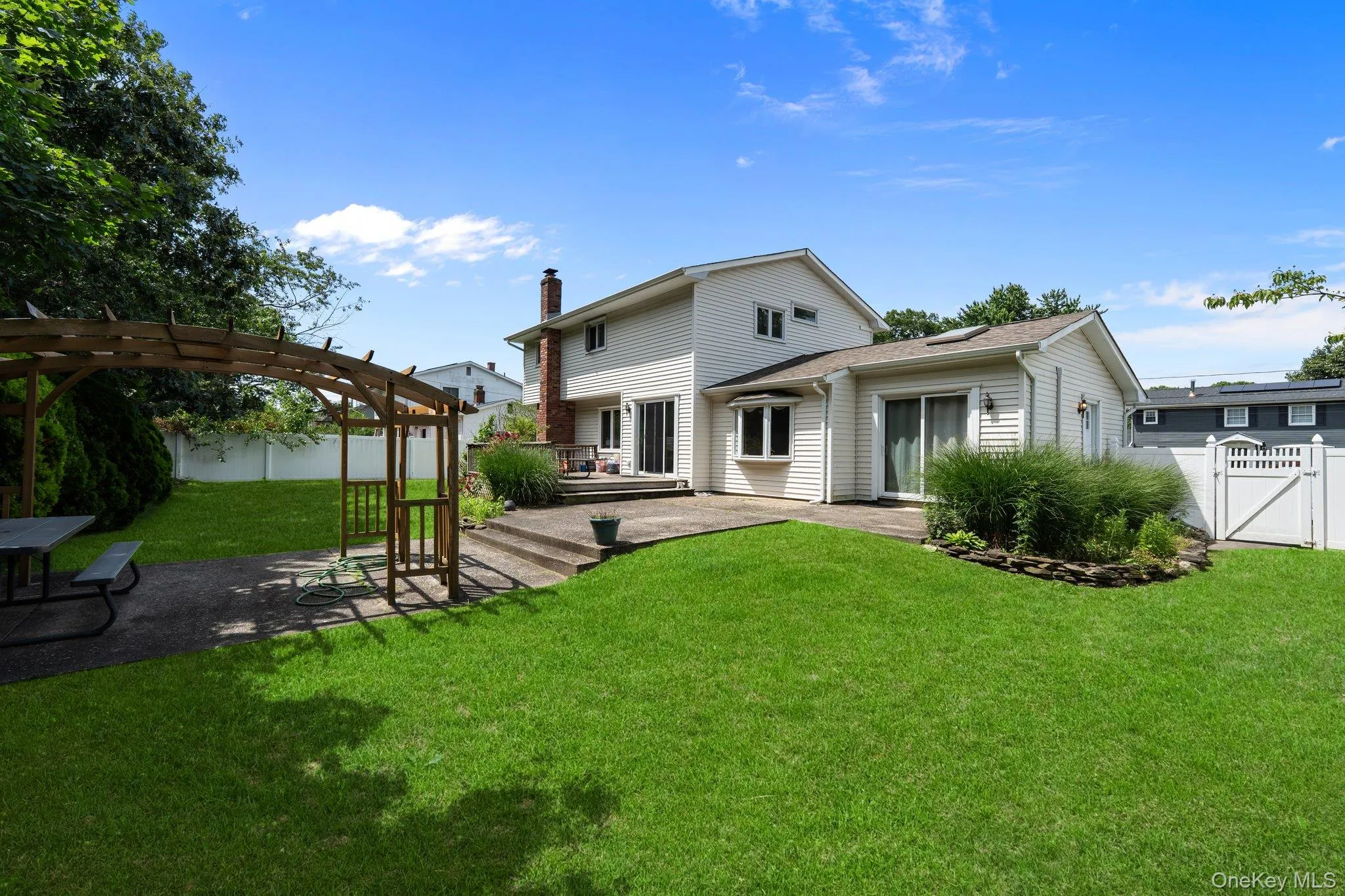 25 Harvey Lane, Brookhaven, NY, 4 Bedrooms Bedrooms, 9 Rooms Rooms,2 BathroomsBathrooms,Residential,For Rent,Harvey,0,KEY1012960 25 Harvey Lane, Brookhaven, NY, 4 Bedrooms Bedrooms, 9 Rooms Rooms,2 BathroomsBathrooms,Residential,For Rent,Harvey,0,KEY1012960