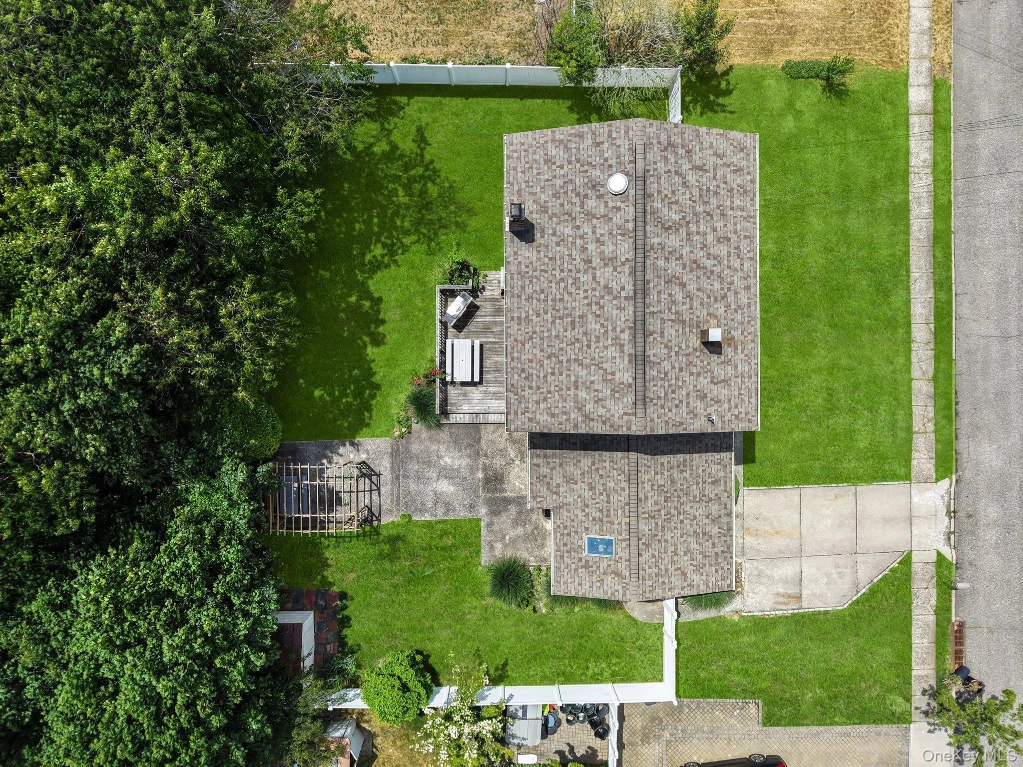 25 Harvey Lane, Brookhaven, NY, 4 Bedrooms Bedrooms, 9 Rooms Rooms,2 BathroomsBathrooms,Residential,For Rent,Harvey,0,KEY1012960 25 Harvey Lane, Brookhaven, NY, 4 Bedrooms Bedrooms, 9 Rooms Rooms,2 BathroomsBathrooms,Residential,For Rent,Harvey,0,KEY1012960
