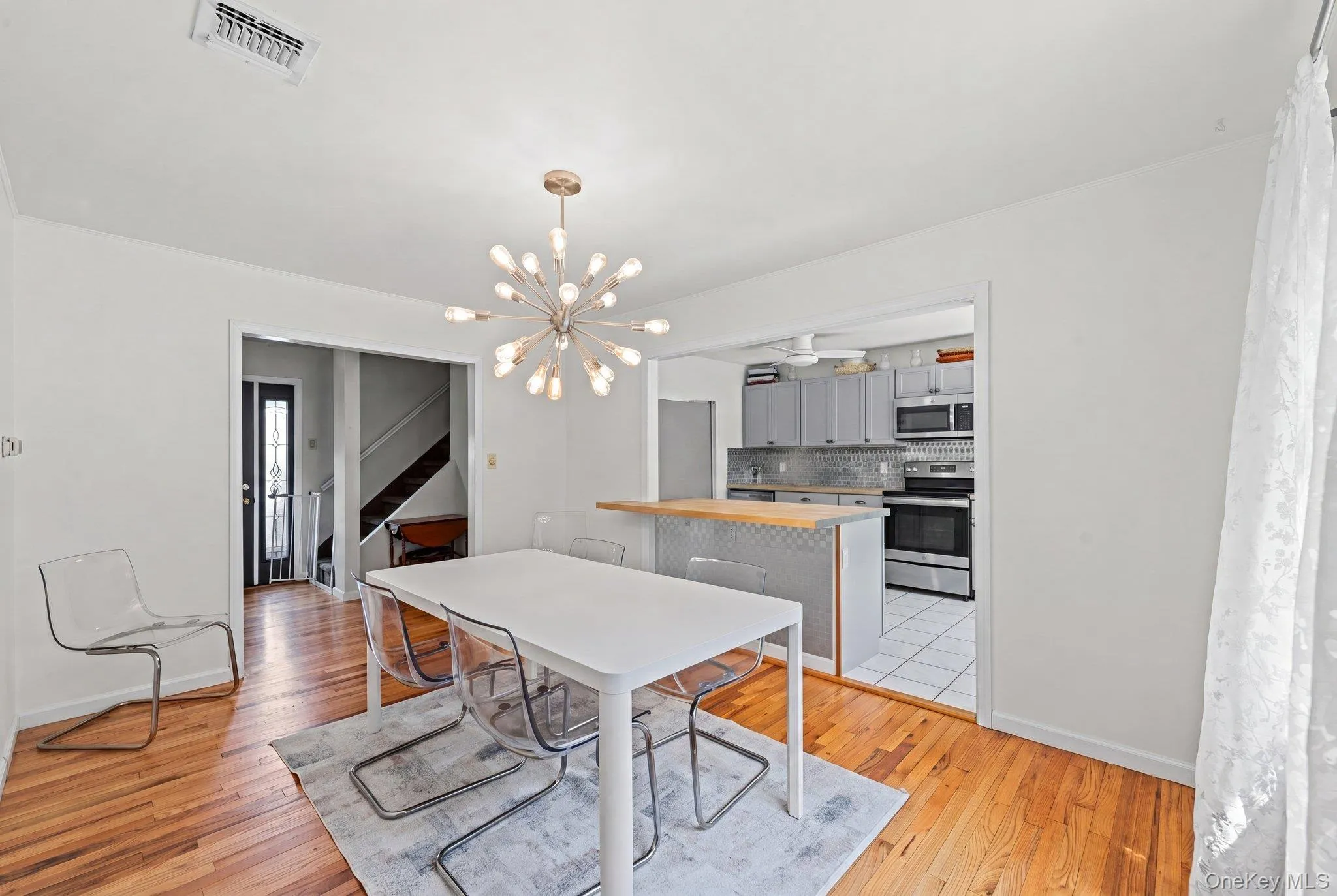 25 Harvey Lane, Brookhaven, NY, 4 Bedrooms Bedrooms, 9 Rooms Rooms,2 BathroomsBathrooms,Residential,For Rent,Harvey,0,KEY1012960 25 Harvey Lane, Brookhaven, NY, 4 Bedrooms Bedrooms, 9 Rooms Rooms,2 BathroomsBathrooms,Residential,For Rent,Harvey,0,KEY1012960