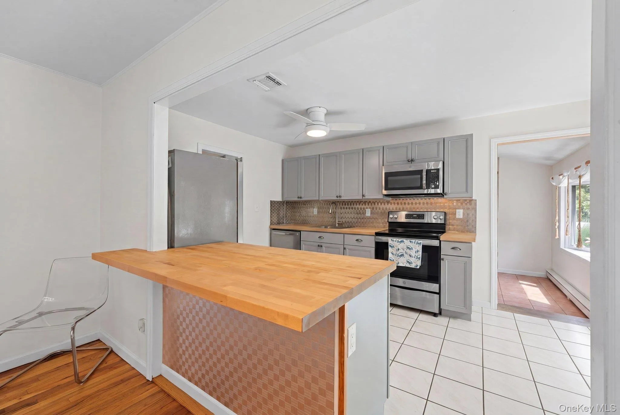 25 Harvey Lane, Brookhaven, NY, 4 Bedrooms Bedrooms, 9 Rooms Rooms,2 BathroomsBathrooms,Residential,For Rent,Harvey,0,KEY1012960 25 Harvey Lane, Brookhaven, NY, 4 Bedrooms Bedrooms, 9 Rooms Rooms,2 BathroomsBathrooms,Residential,For Rent,Harvey,0,KEY1012960
