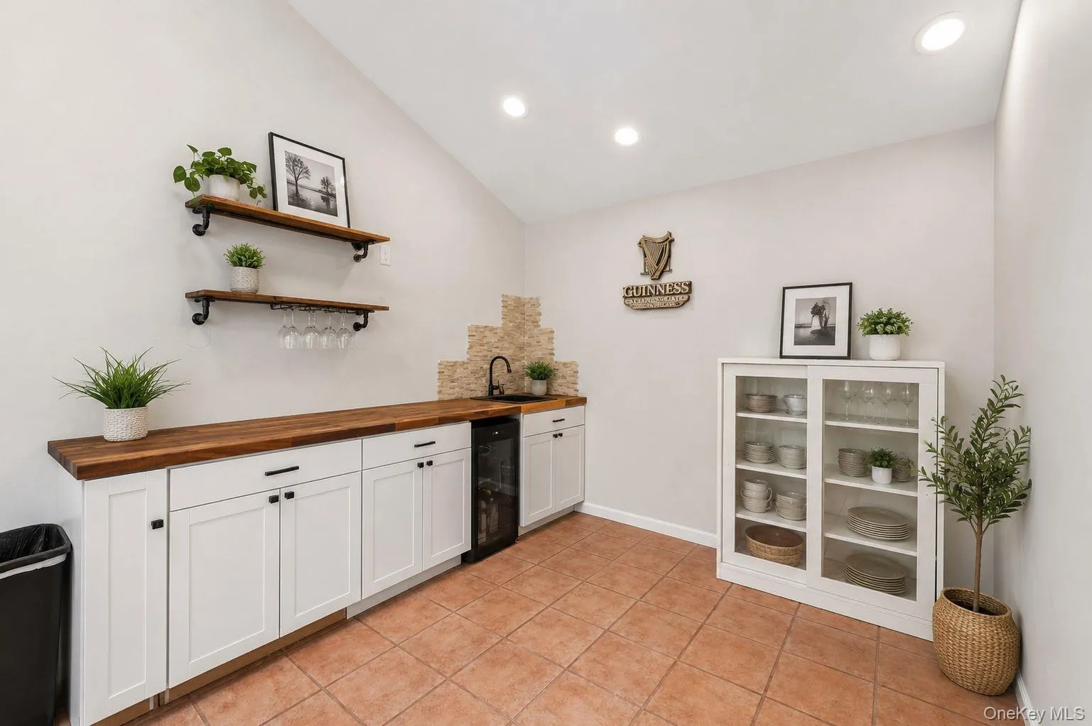 25 Harvey Lane, Brookhaven, NY, 4 Bedrooms Bedrooms, 9 Rooms Rooms,2 BathroomsBathrooms,Residential,For Rent,Harvey,0,KEY1012960 25 Harvey Lane, Brookhaven, NY, 4 Bedrooms Bedrooms, 9 Rooms Rooms,2 BathroomsBathrooms,Residential,For Rent,Harvey,0,KEY1012960