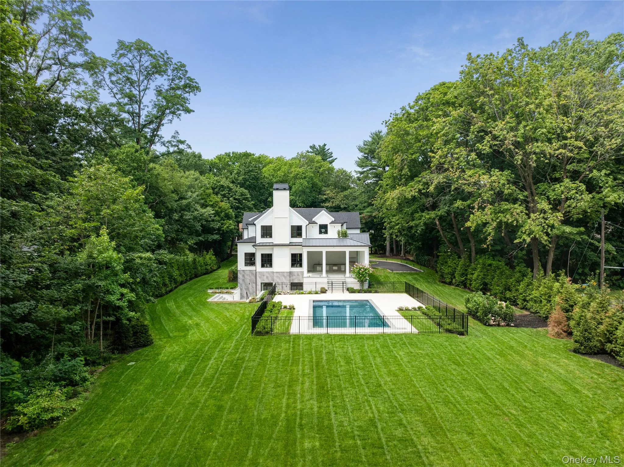 110 Dogwood Avenue, North Hempstead, NY, 8 Bedrooms Bedrooms, 15 Rooms Rooms,8 BathroomsBathrooms,Residential,For Rent,Dogwood,0,1012961 110 Dogwood Avenue, North Hempstead, NY, 8 Bedrooms Bedrooms, 15 Rooms Rooms,8 BathroomsBathrooms,Residential,For Rent,Dogwood,0,1012961