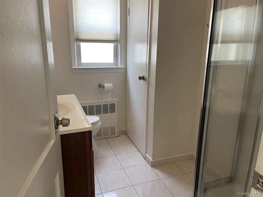 1082 Lynn Place, Hempstead, NY, 2 Bedrooms Bedrooms, 6 Rooms Rooms,2 BathroomsBathrooms,Residential Lease,For Rent,Lynn,0,1012965 1082 Lynn Place, Hempstead, NY, 2 Bedrooms Bedrooms, 6 Rooms Rooms,2 BathroomsBathrooms,Residential Lease,For Rent,Lynn,0,1012965